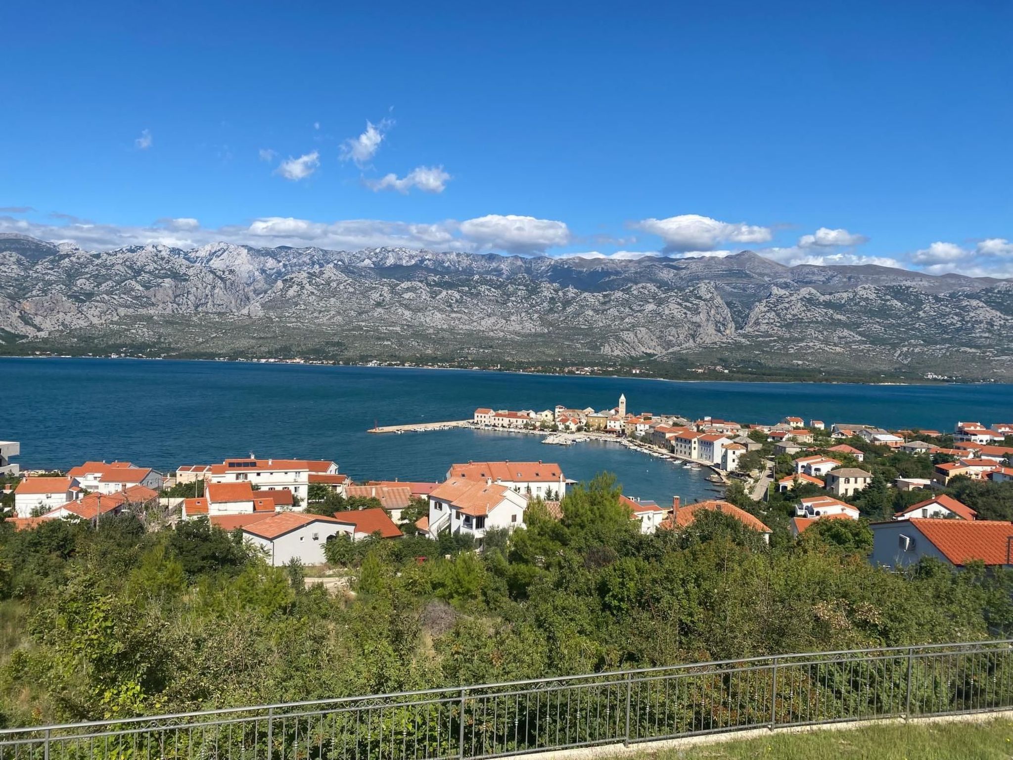 Mediterrane Villa, Pool, Panoramablick aufs Meer-Image-tags.info