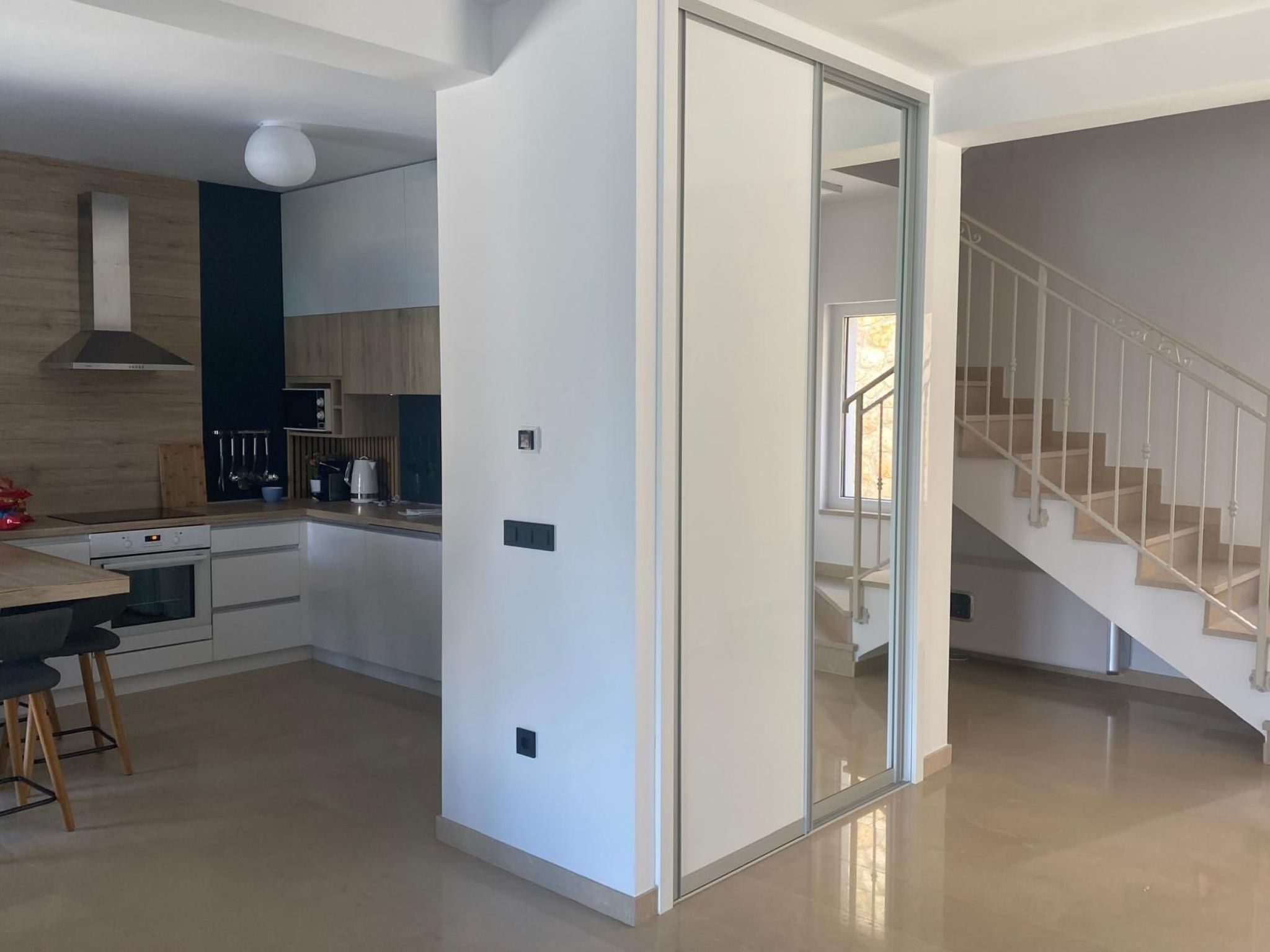 Mediterrane Villa, Pool, Panoramablick aufs Meer-Image-tags.info