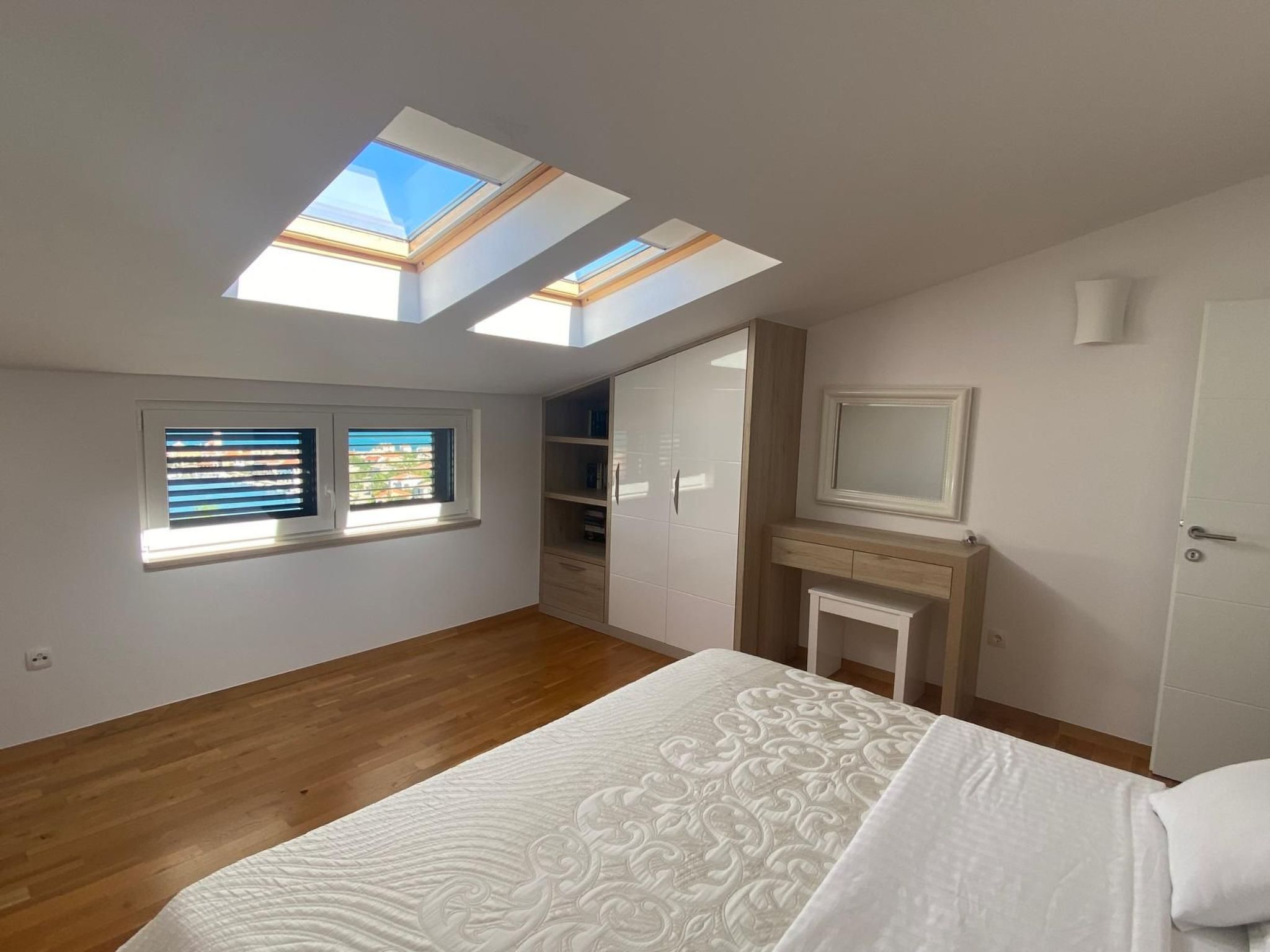 Mediterrane Villa, Pool, Panoramablick aufs Meer-Image-tags.info