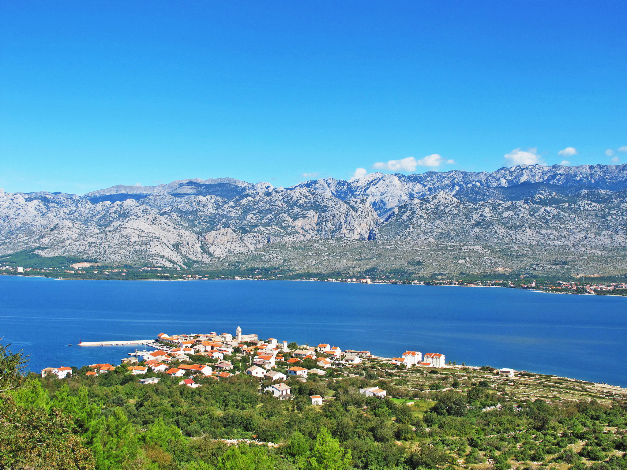 Mediterrane Villa, Pool, Panoramablick aufs Meer-Environnement
