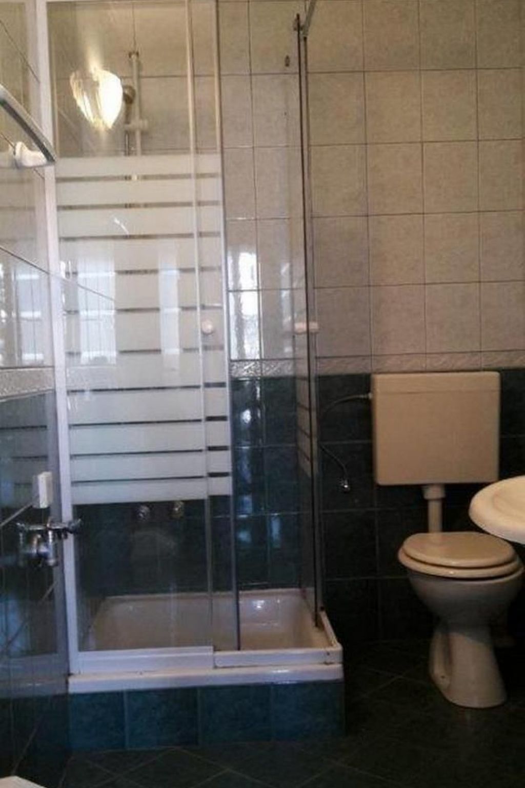 Für vier Personen mit Terrasse-Binnen