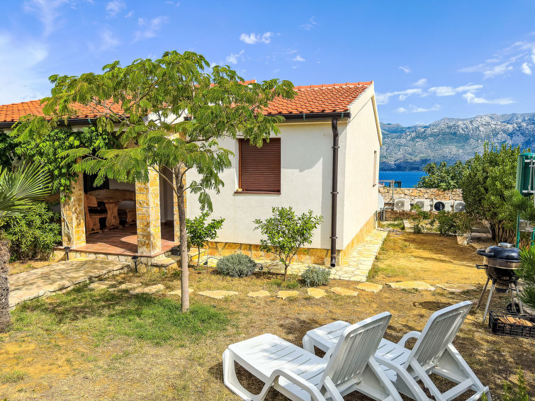 4-persoons vakantiehuis Nada in Ražanac op 700m van de zee in Ražanac