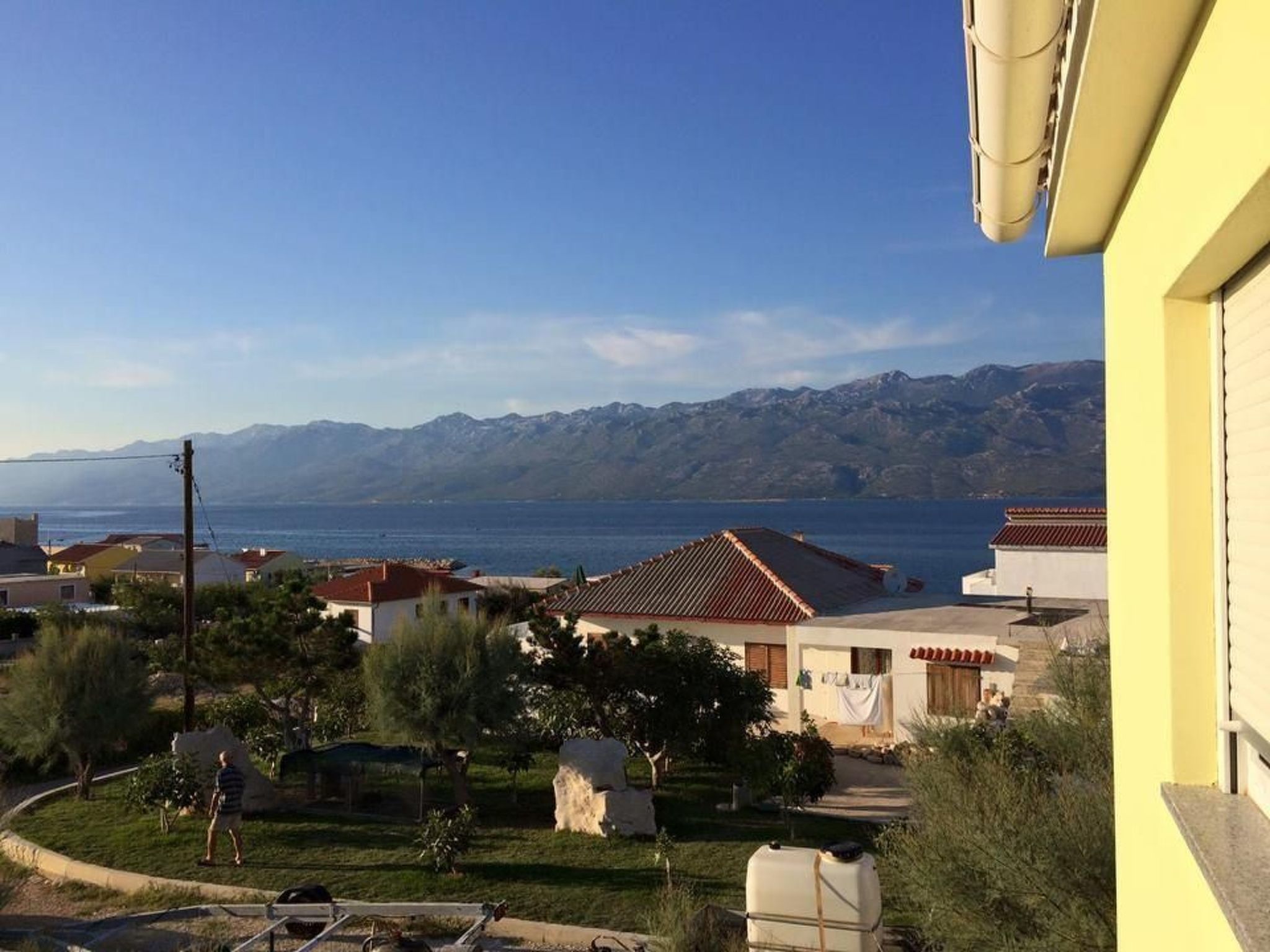 Appartement mit Balkon-Image-tags.info