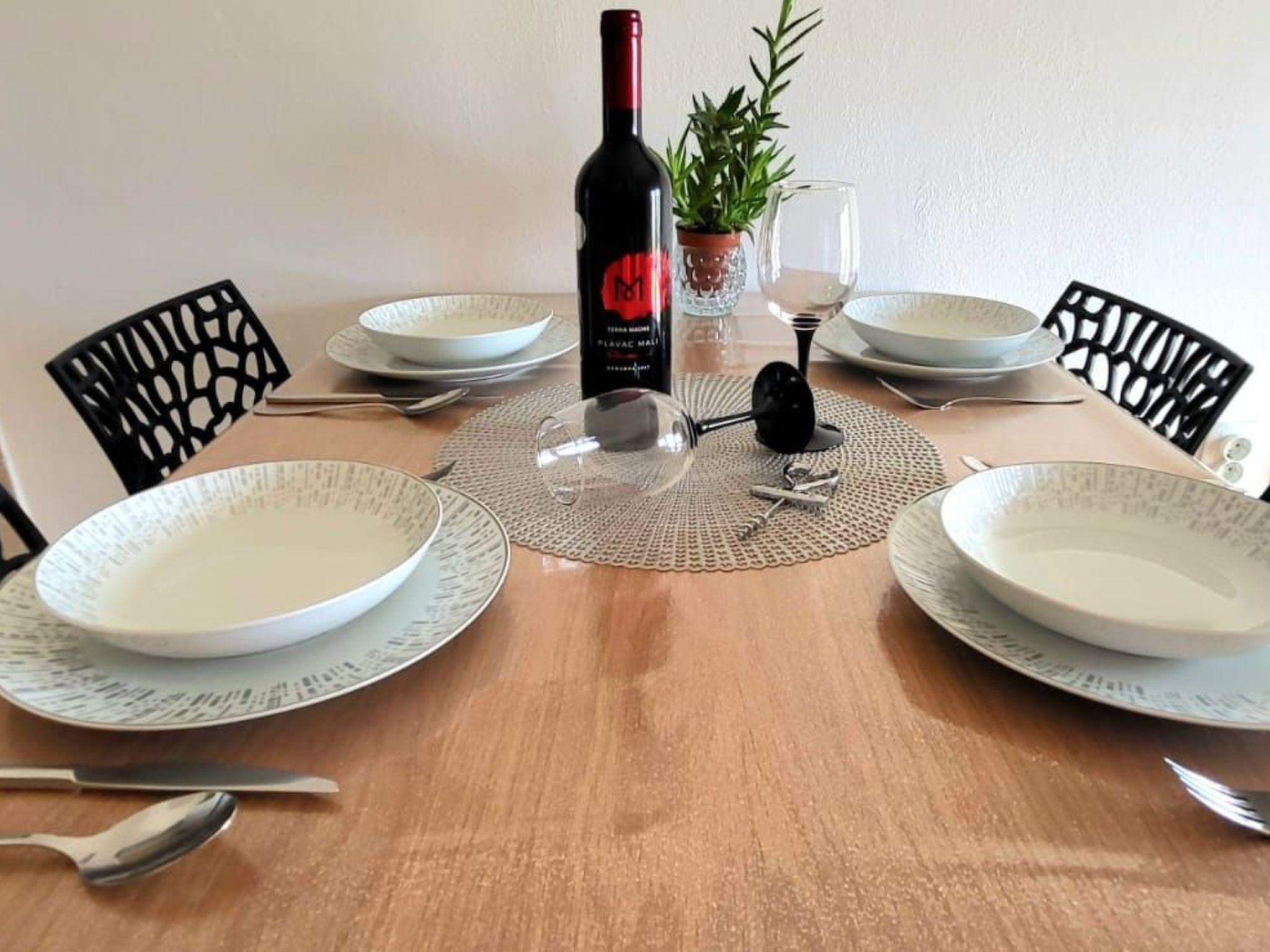 Appartement mit Balkon-Image-tags.info