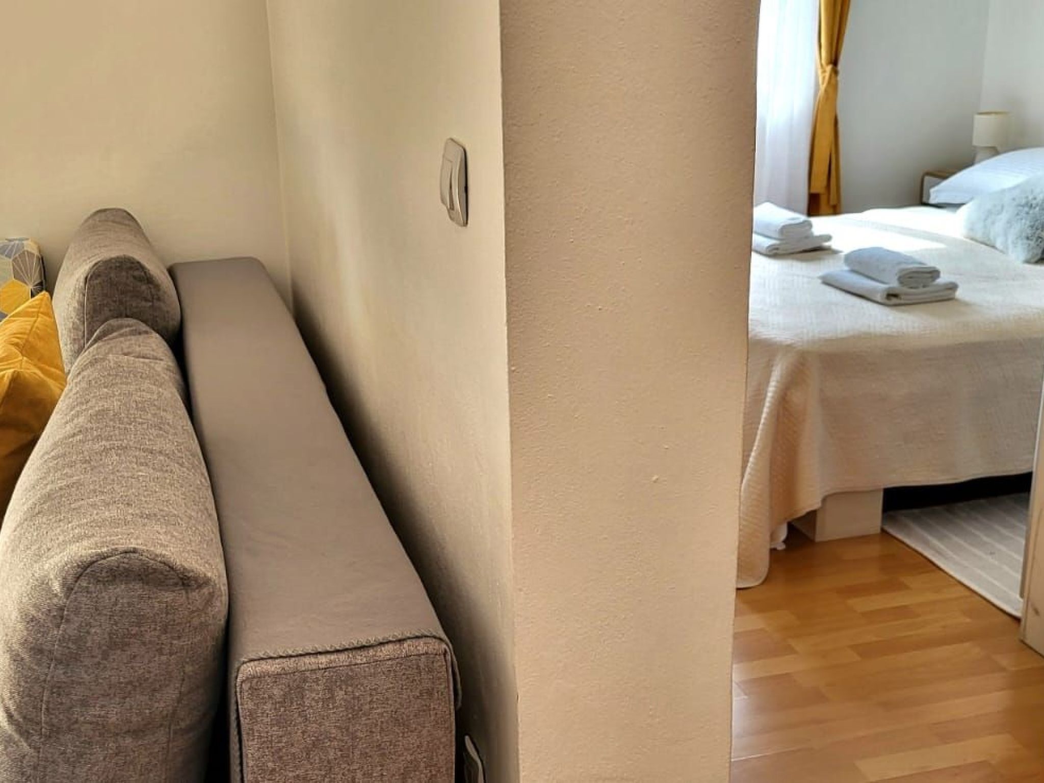 Appartement mit Balkon-Dedans