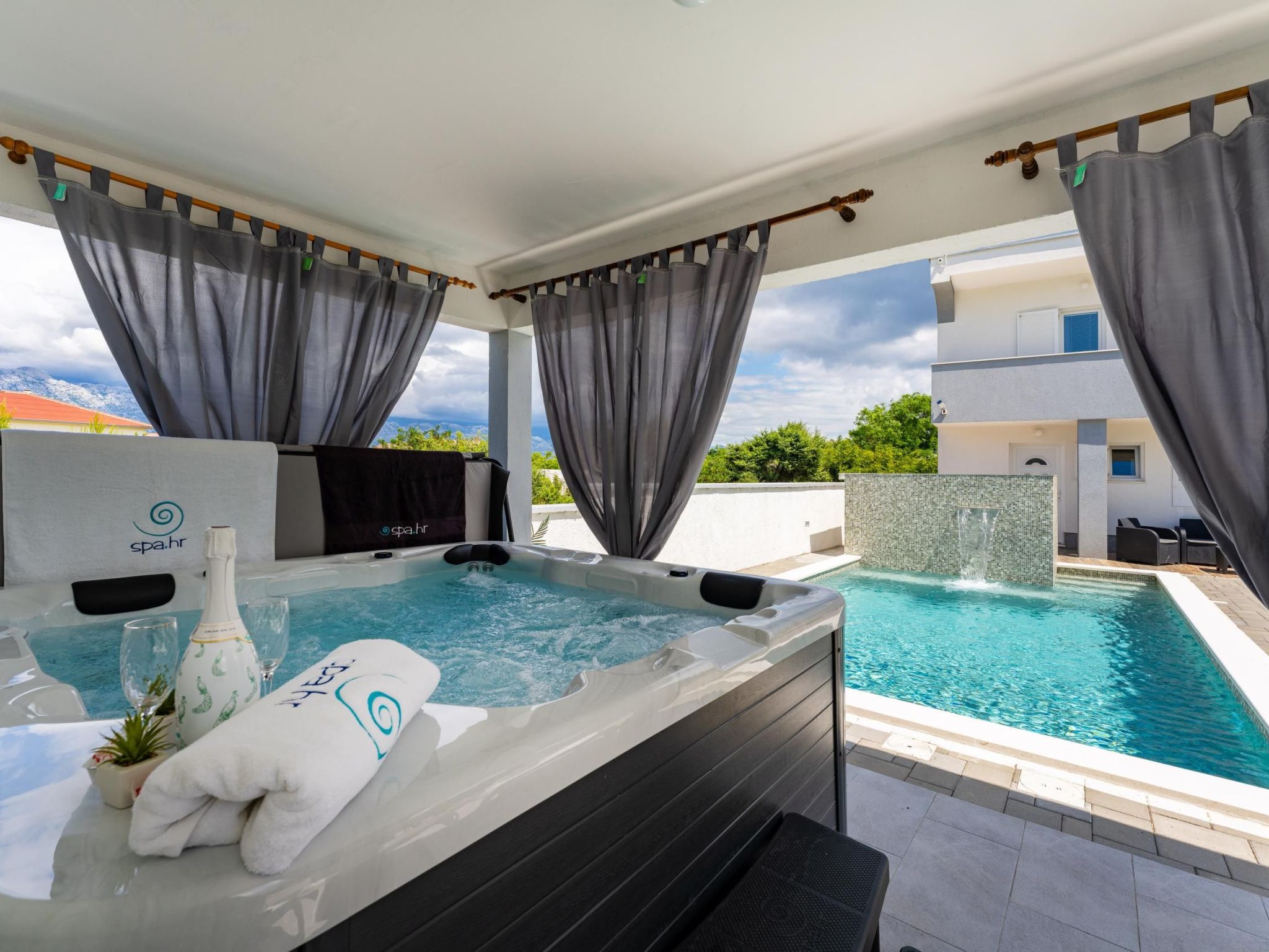 Villa La Pieda-Drinnen