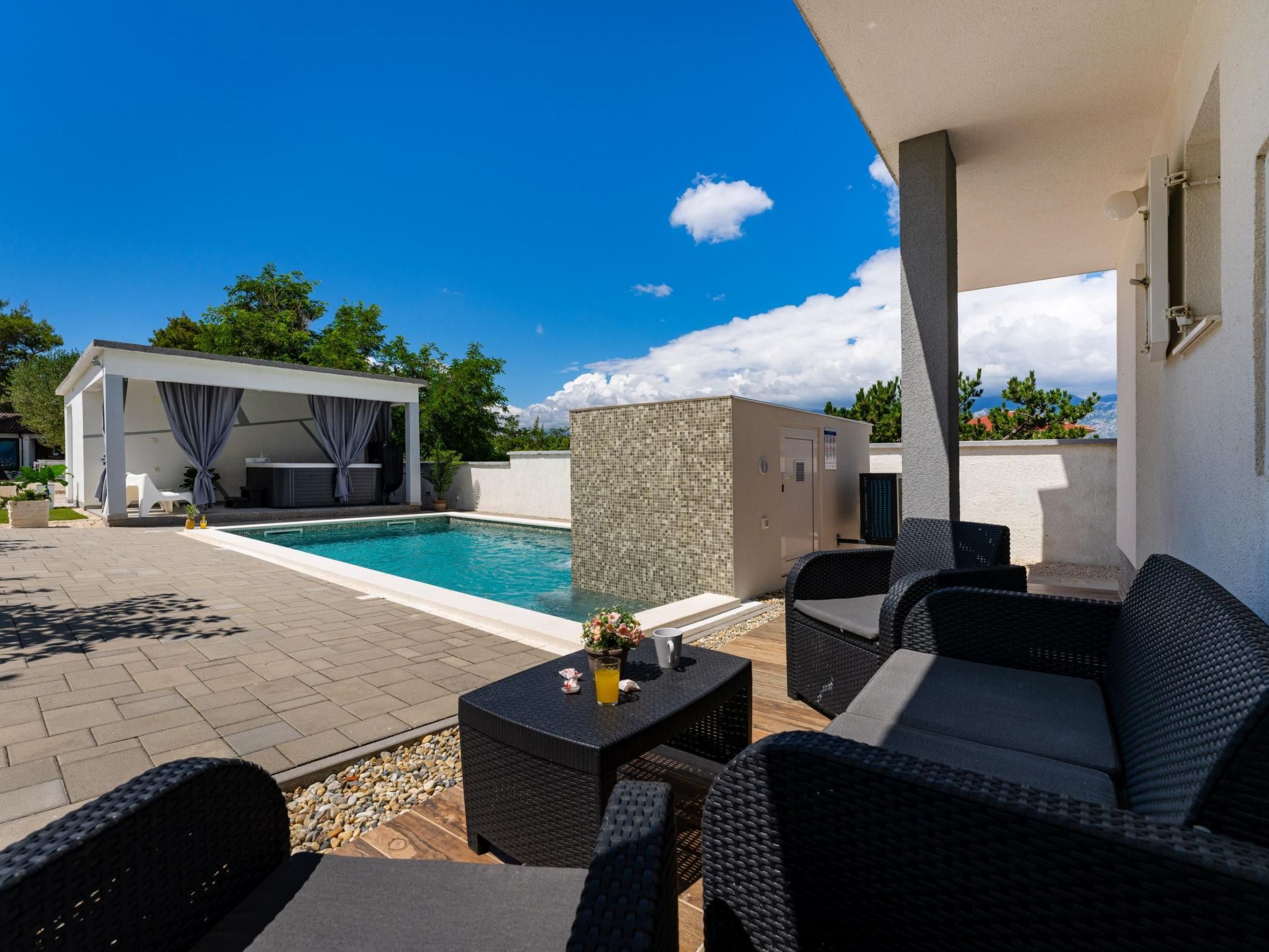 Villa La Pieda-Drinnen