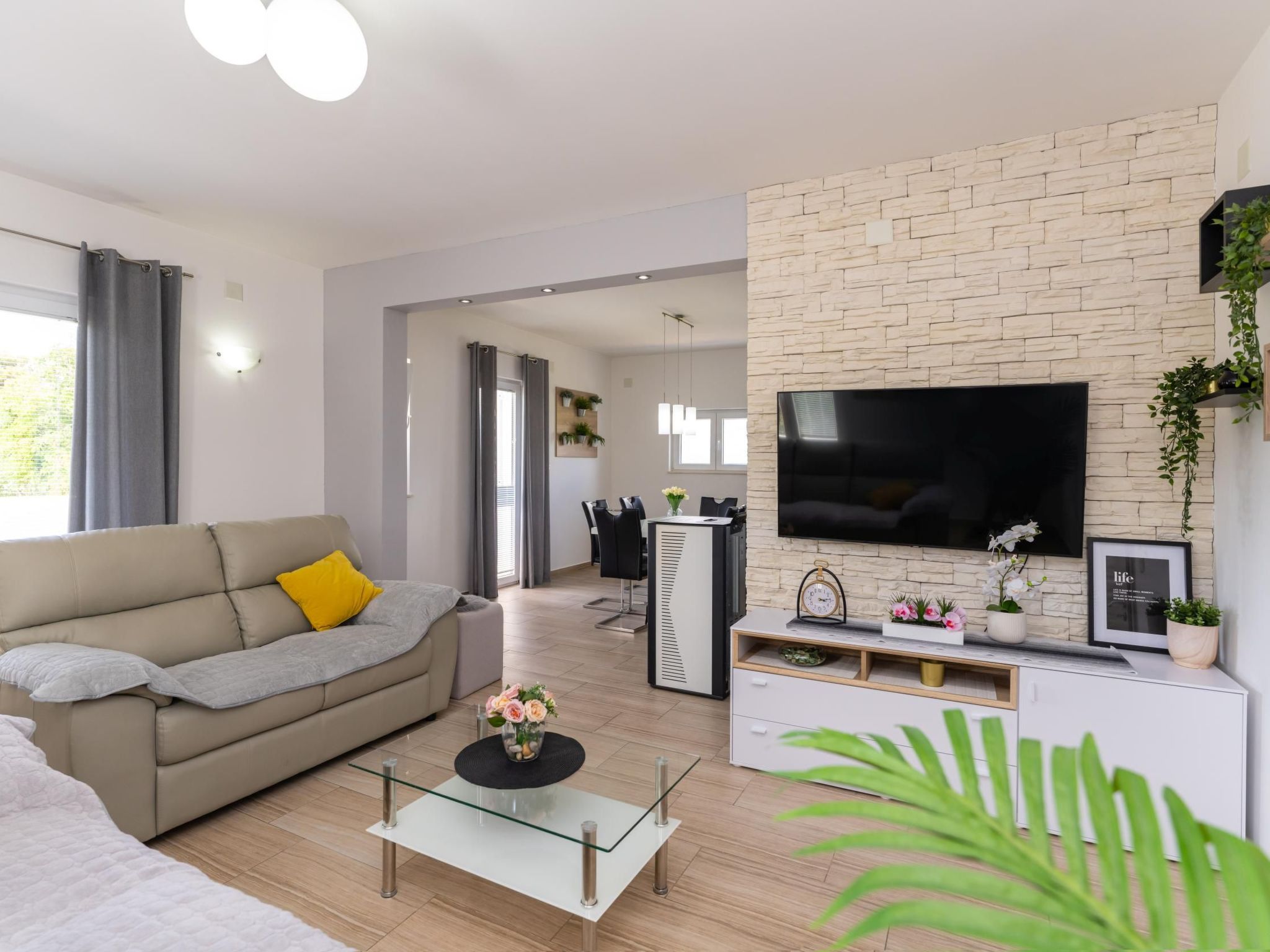 Villa La Pieda-Drinnen