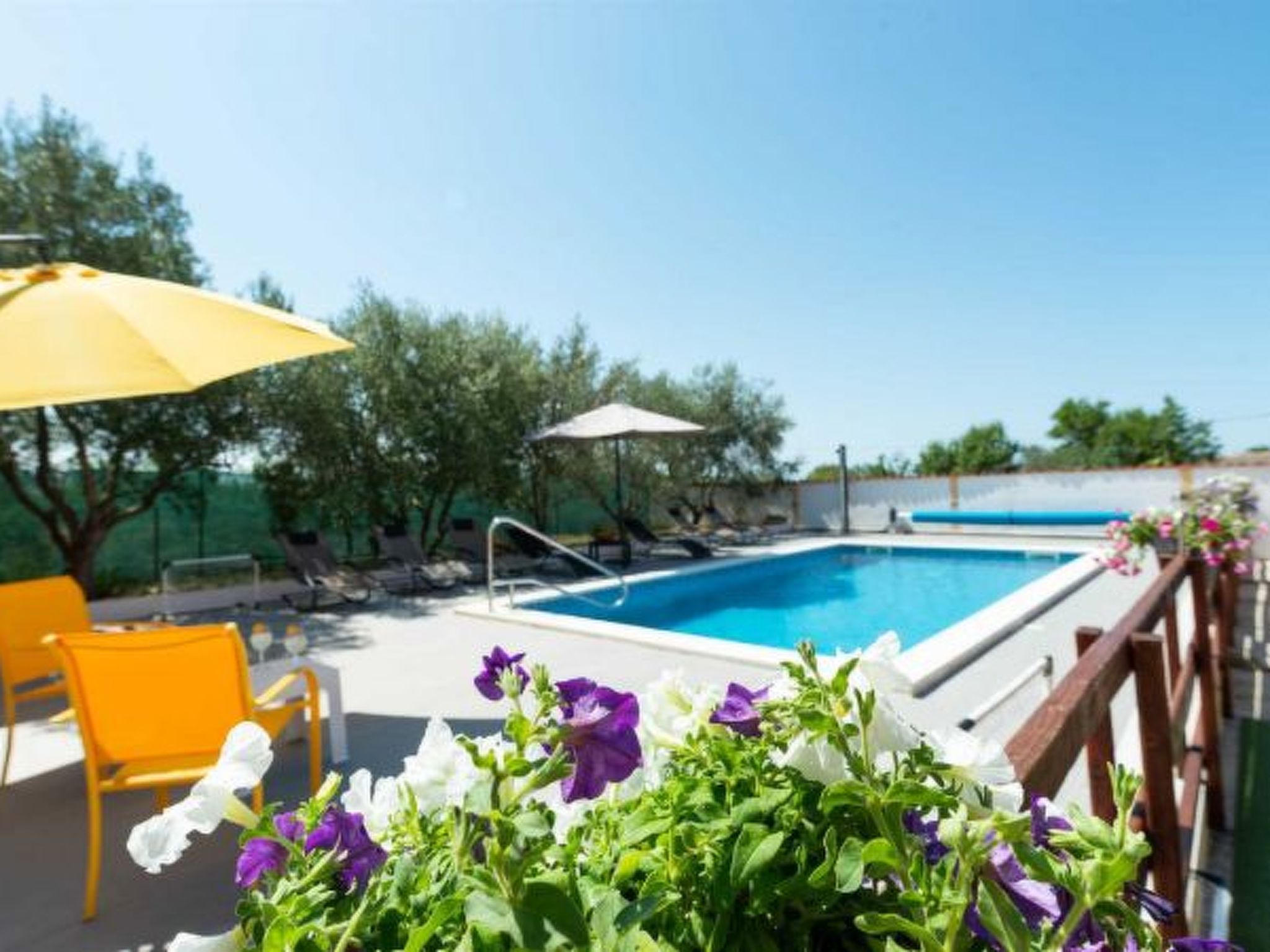 Holiday Home Vesna with pool - Image-tags.info