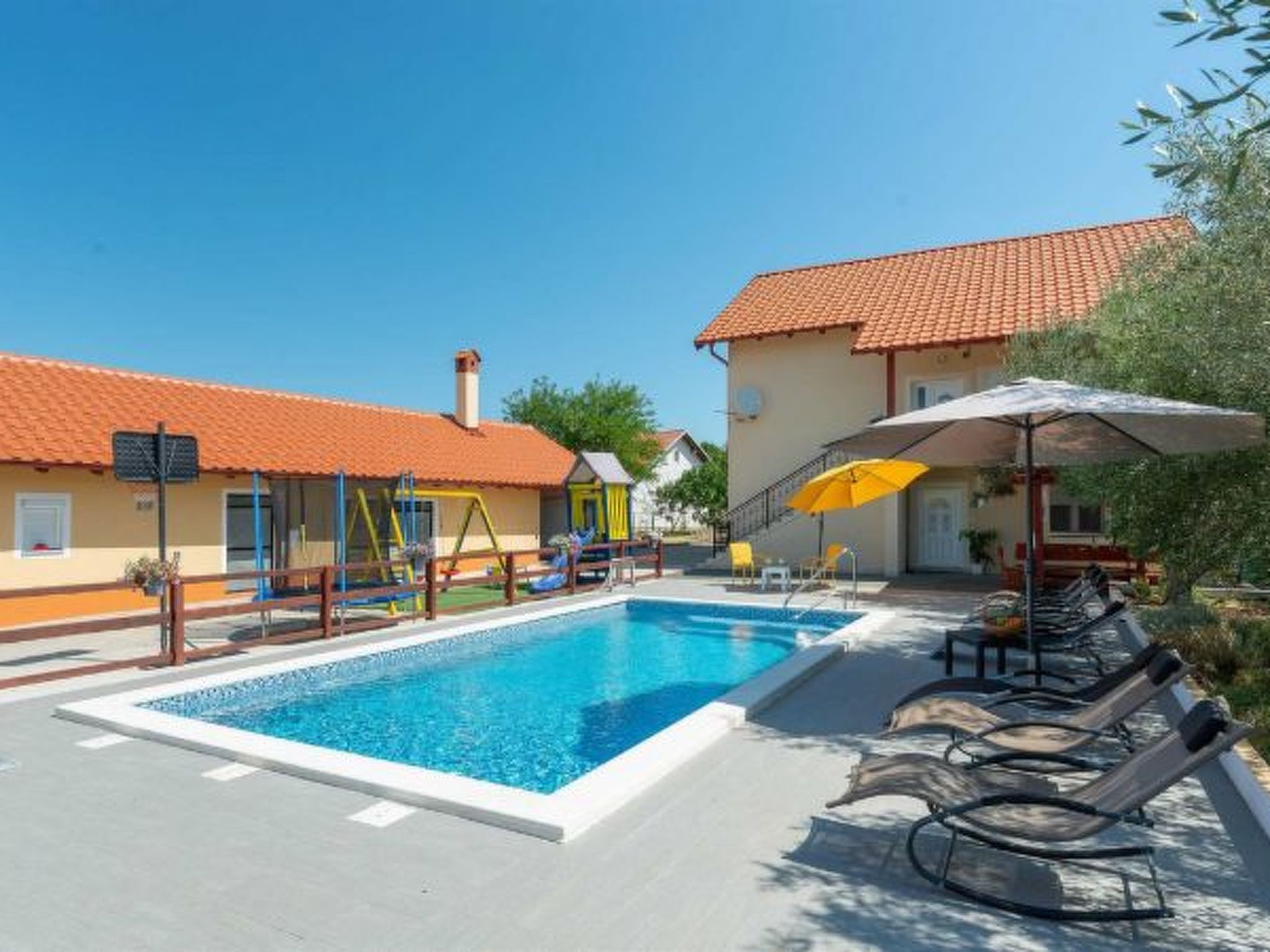 Holiday Home Vesna with pool - Image-tags.info