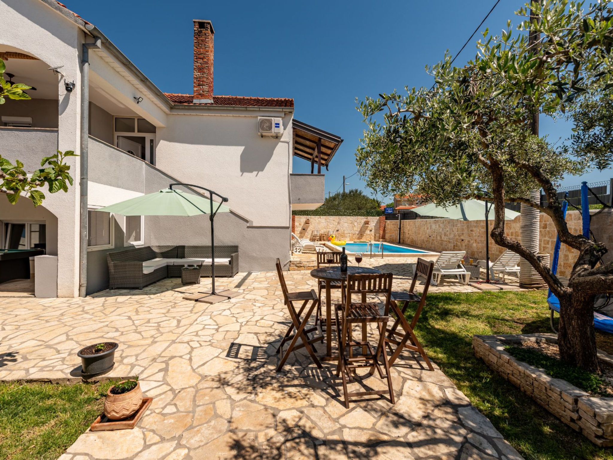 Villa Ariane with pool