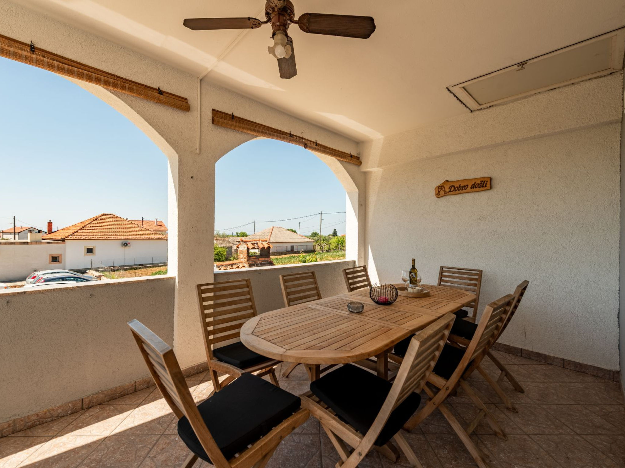 Villa Ariane with pool - Buiten
