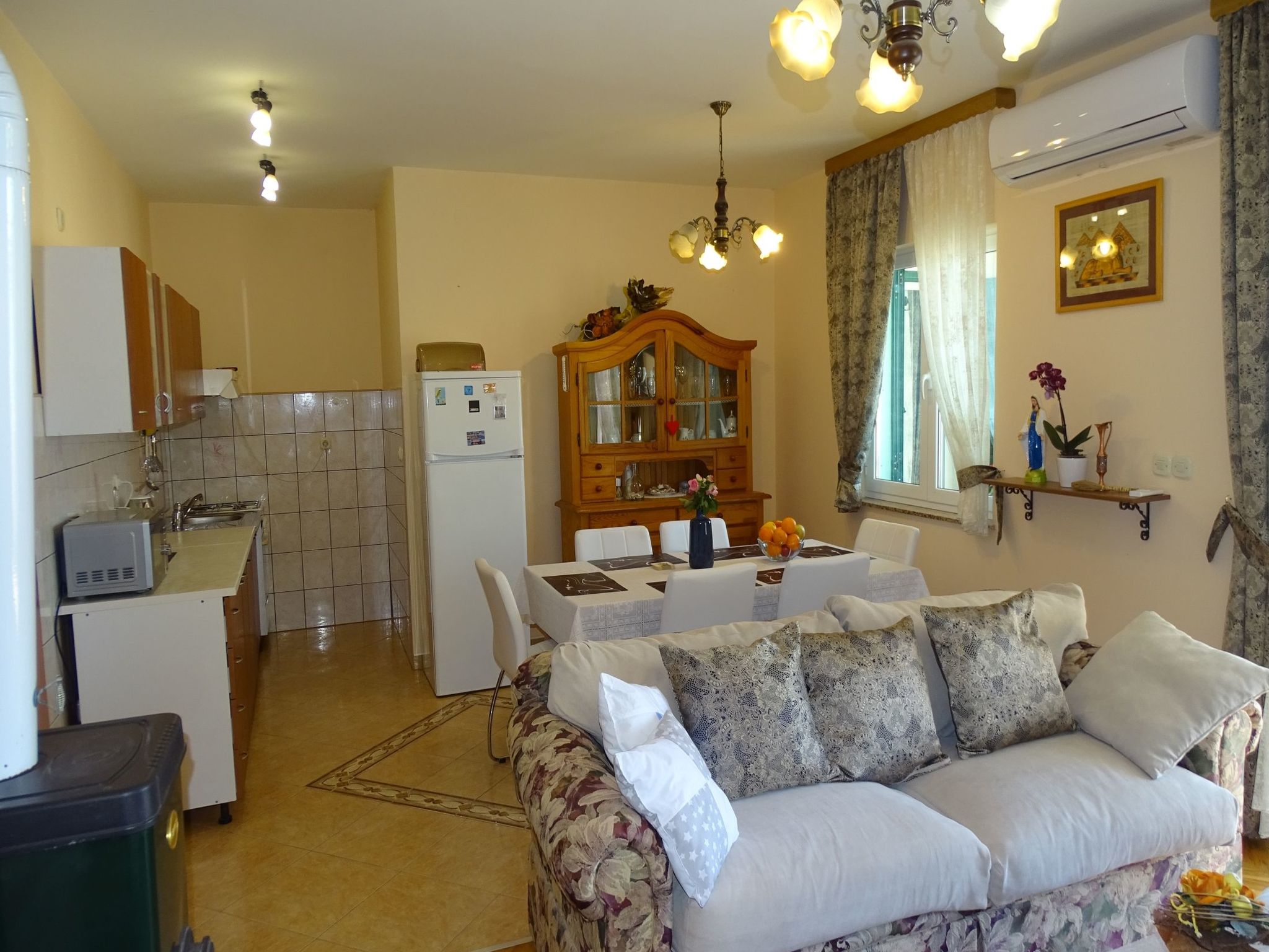 Appartement Lemi mit Meerblick-Drinnen