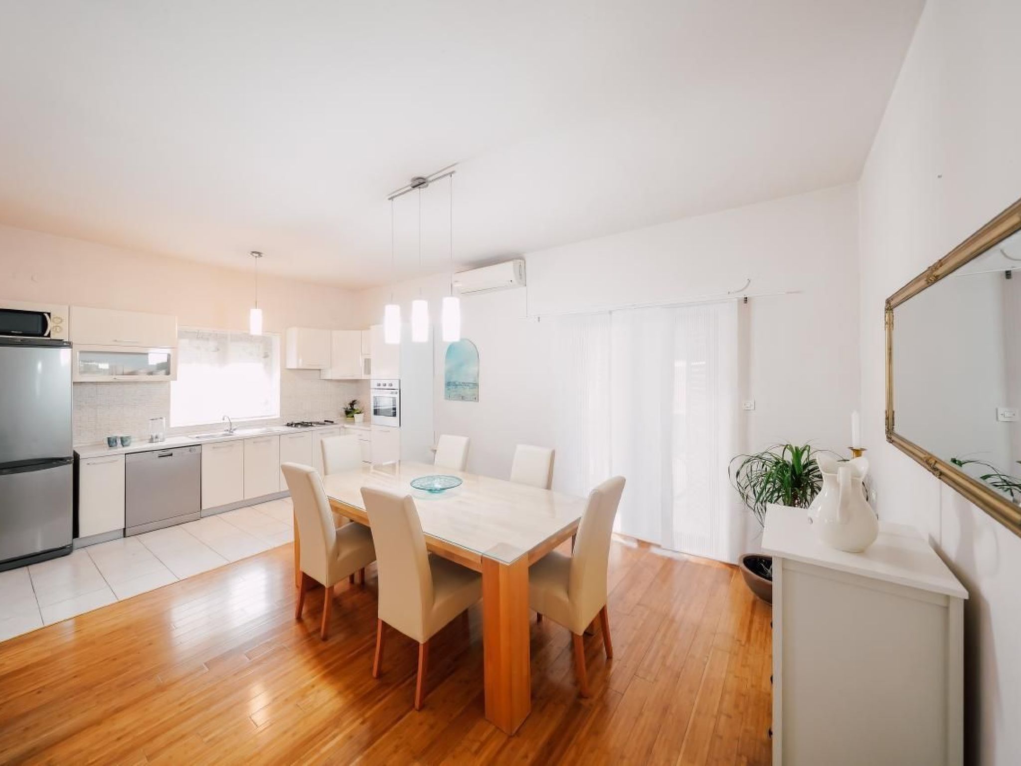 Wohnung mit Whirlpool-Binnen