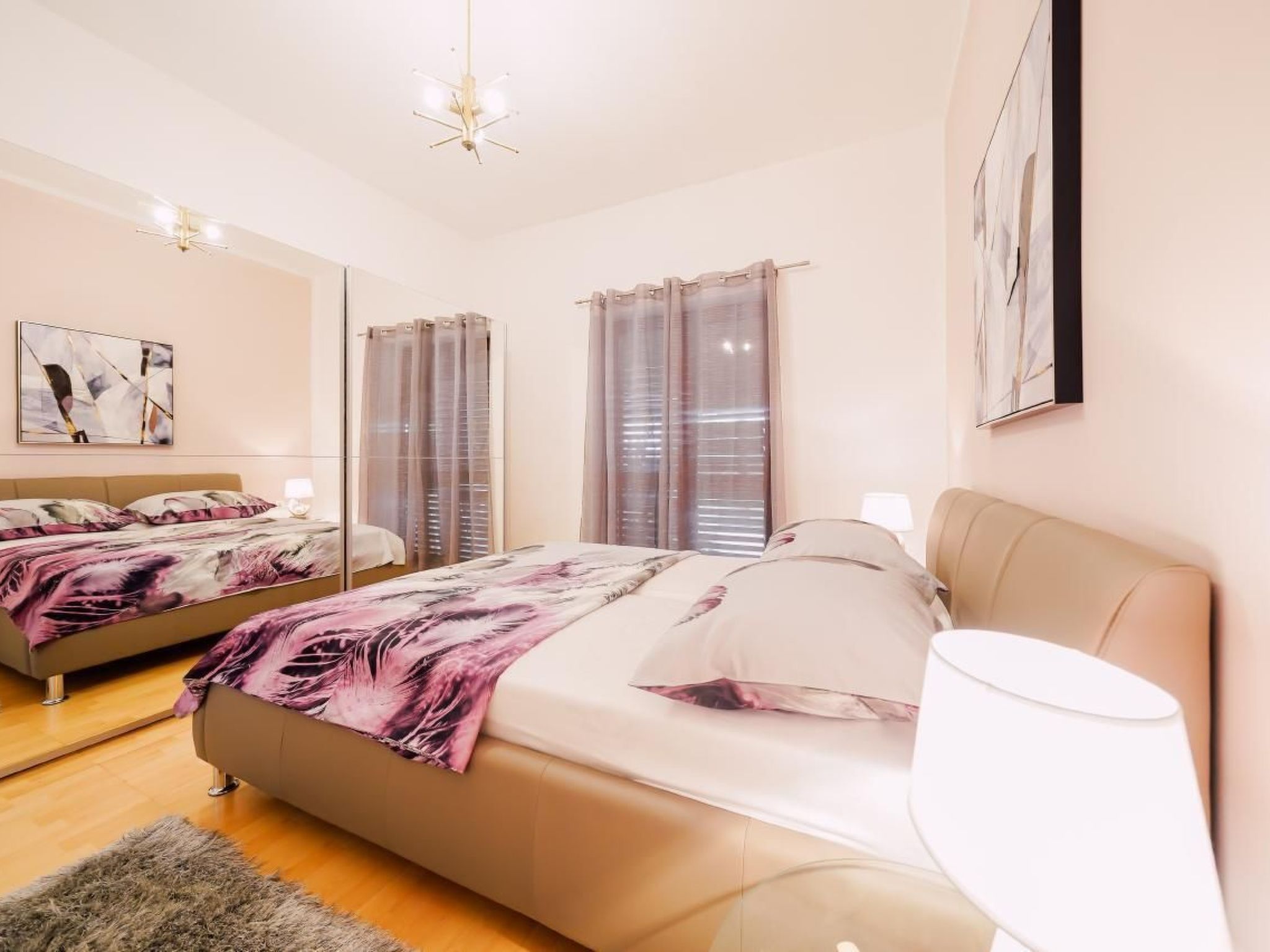 Wohnung mit Whirlpool-Binnen