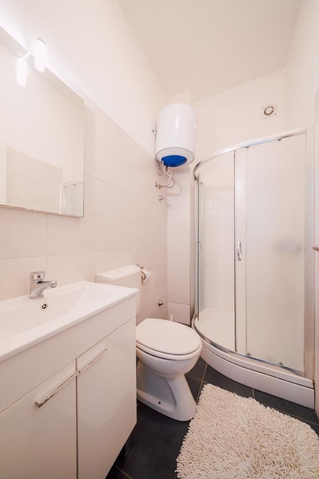 Wohnung mit Whirlpool-Binnen