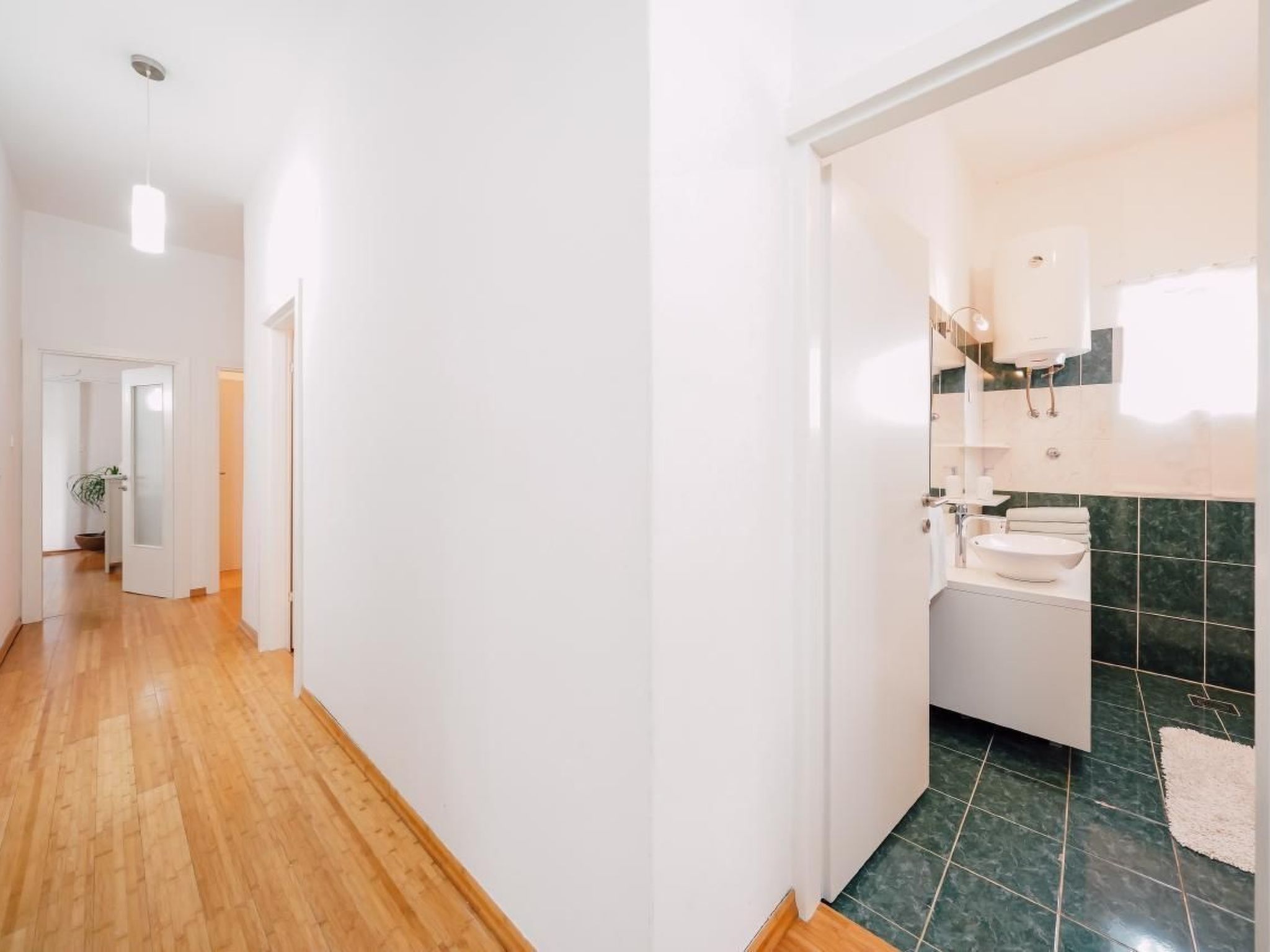 Wohnung mit Whirlpool-Binnen