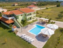 Appartement met jacuzzi en uitzicht op zee, 80m van strand in Krneza - thumbnail 2