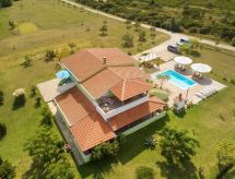 Appartement met jacuzzi en uitzicht op zee, 80m van strand in Krneza - thumbnail 4