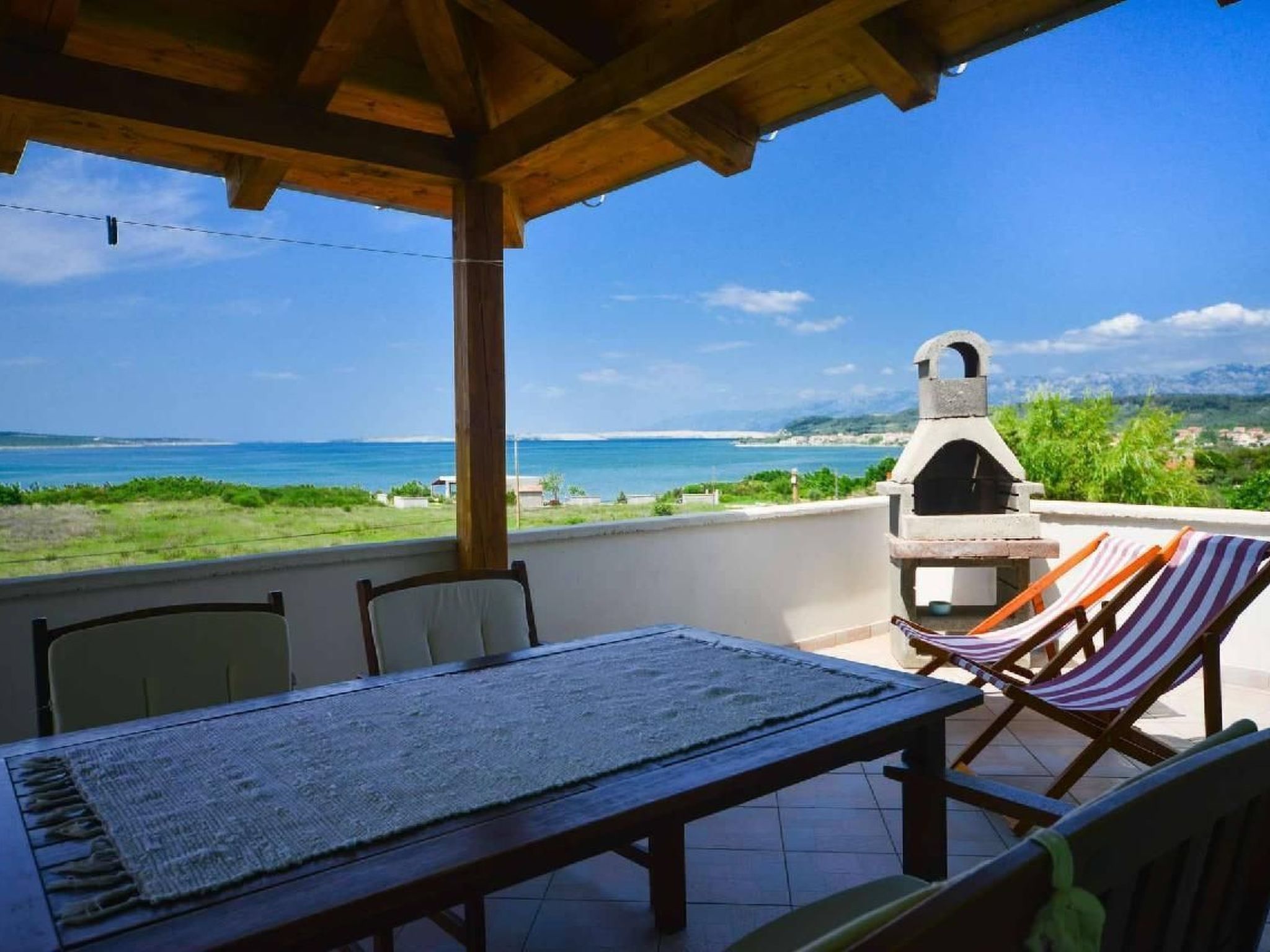 Wohnung mit Whirlpool-Drinnen