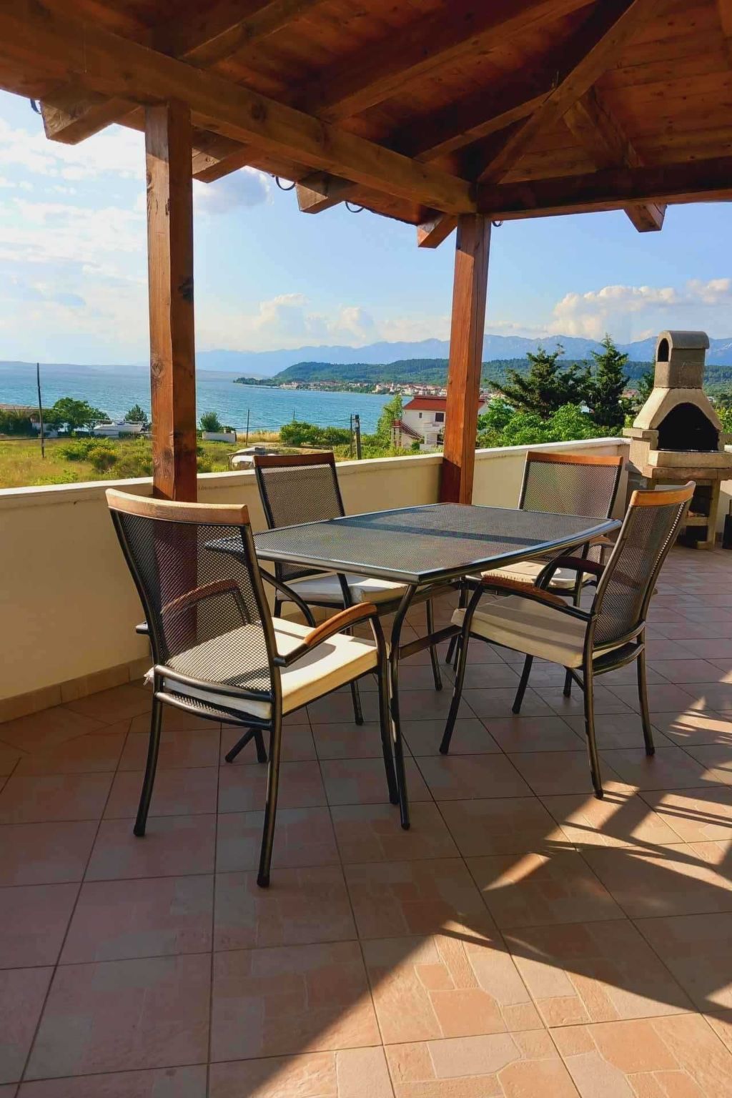 Wohnung mit Whirlpool-Drinnen