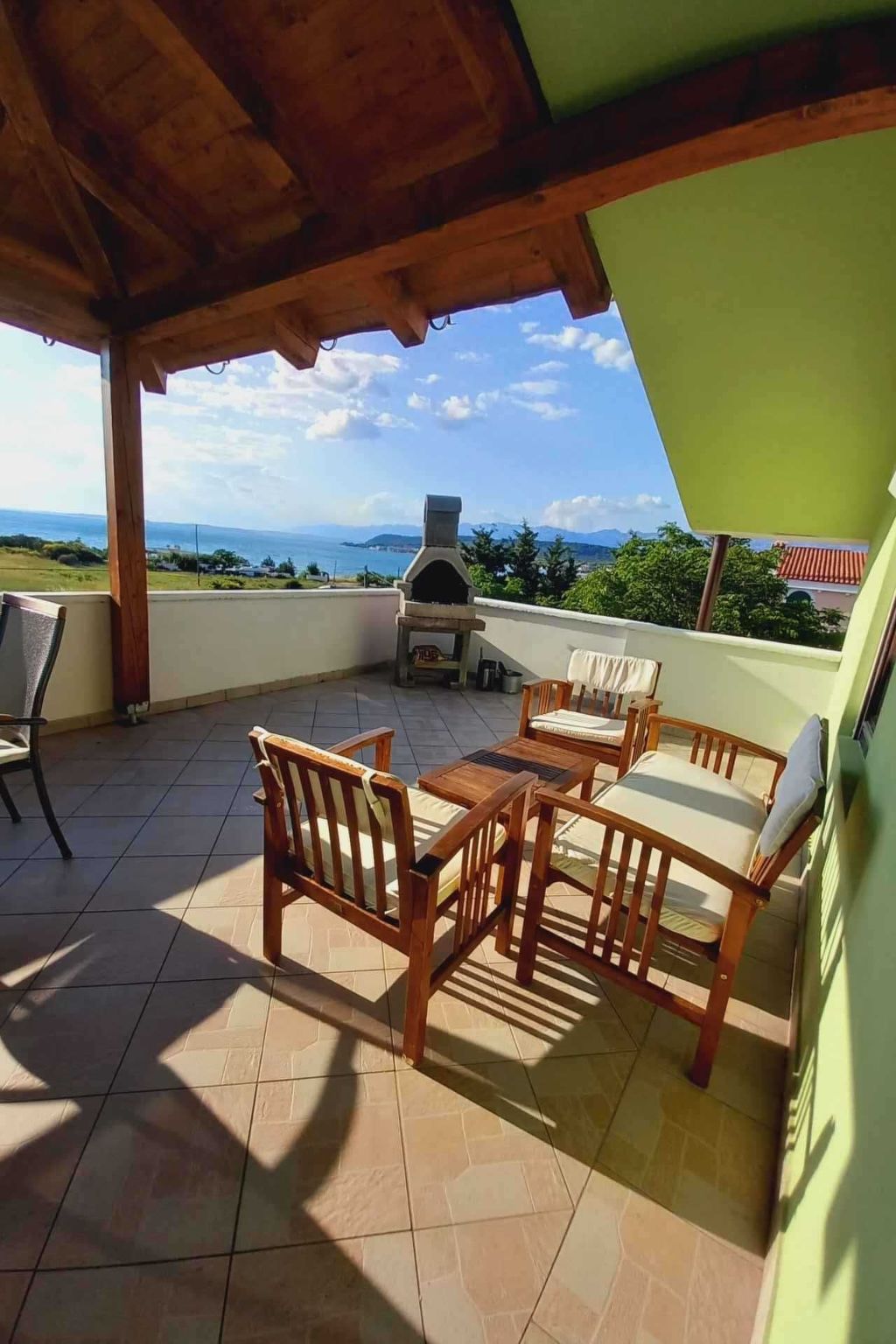 Wohnung mit Whirlpool-Drinnen