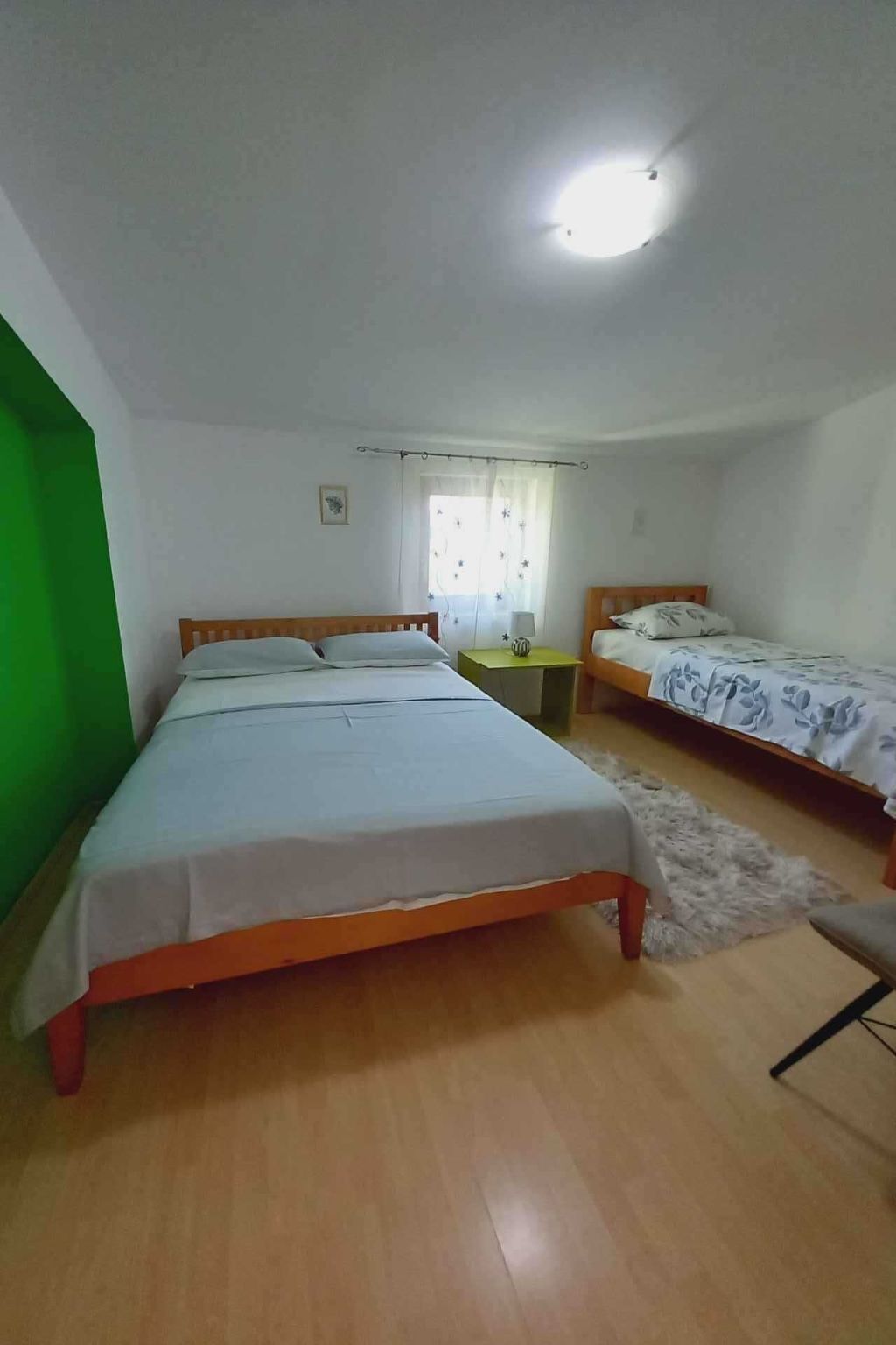 Wohnung mit Whirlpool-Drinnen