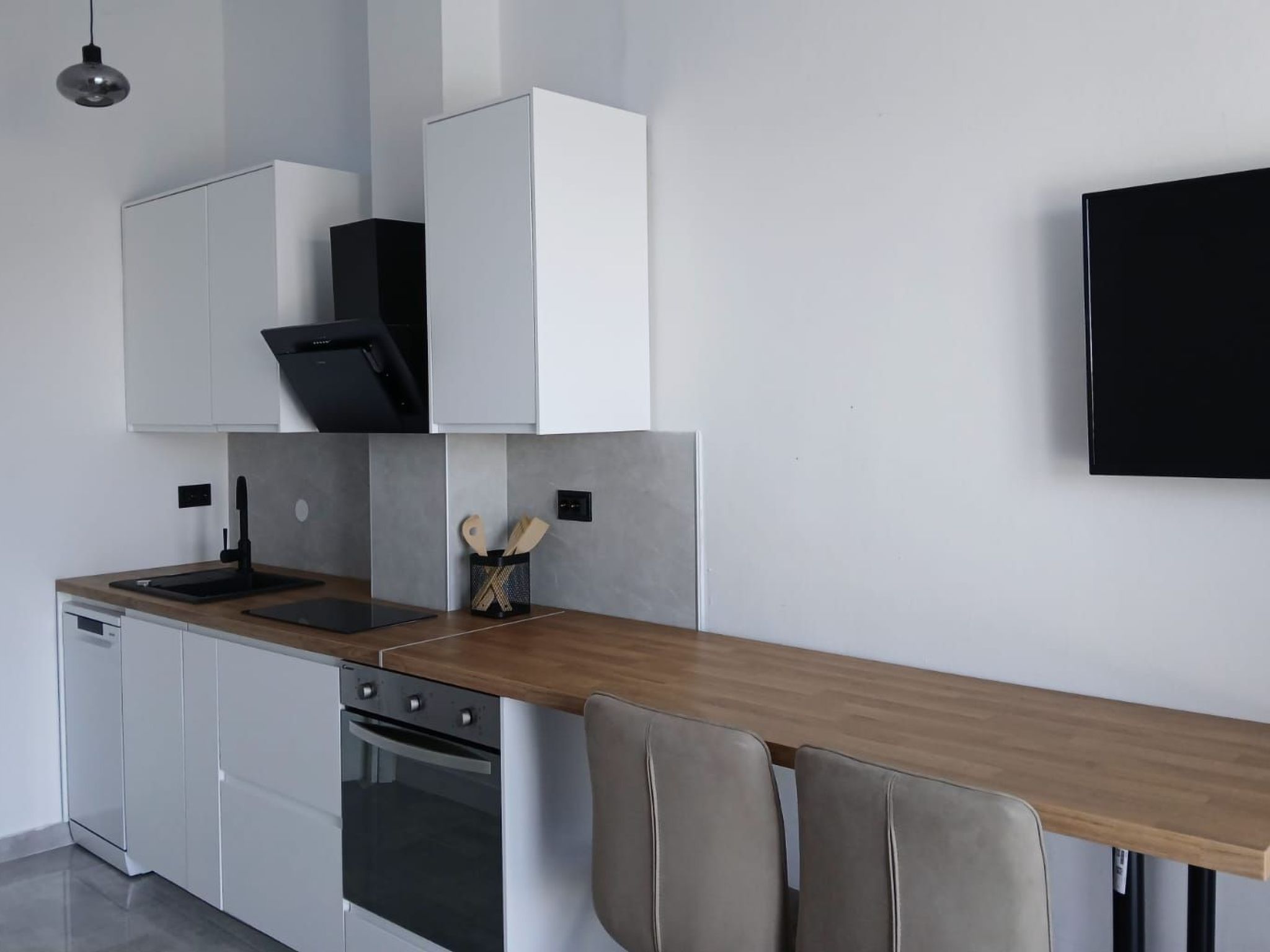 Wohnung in Ljubač mit Großem Garten-Binnen