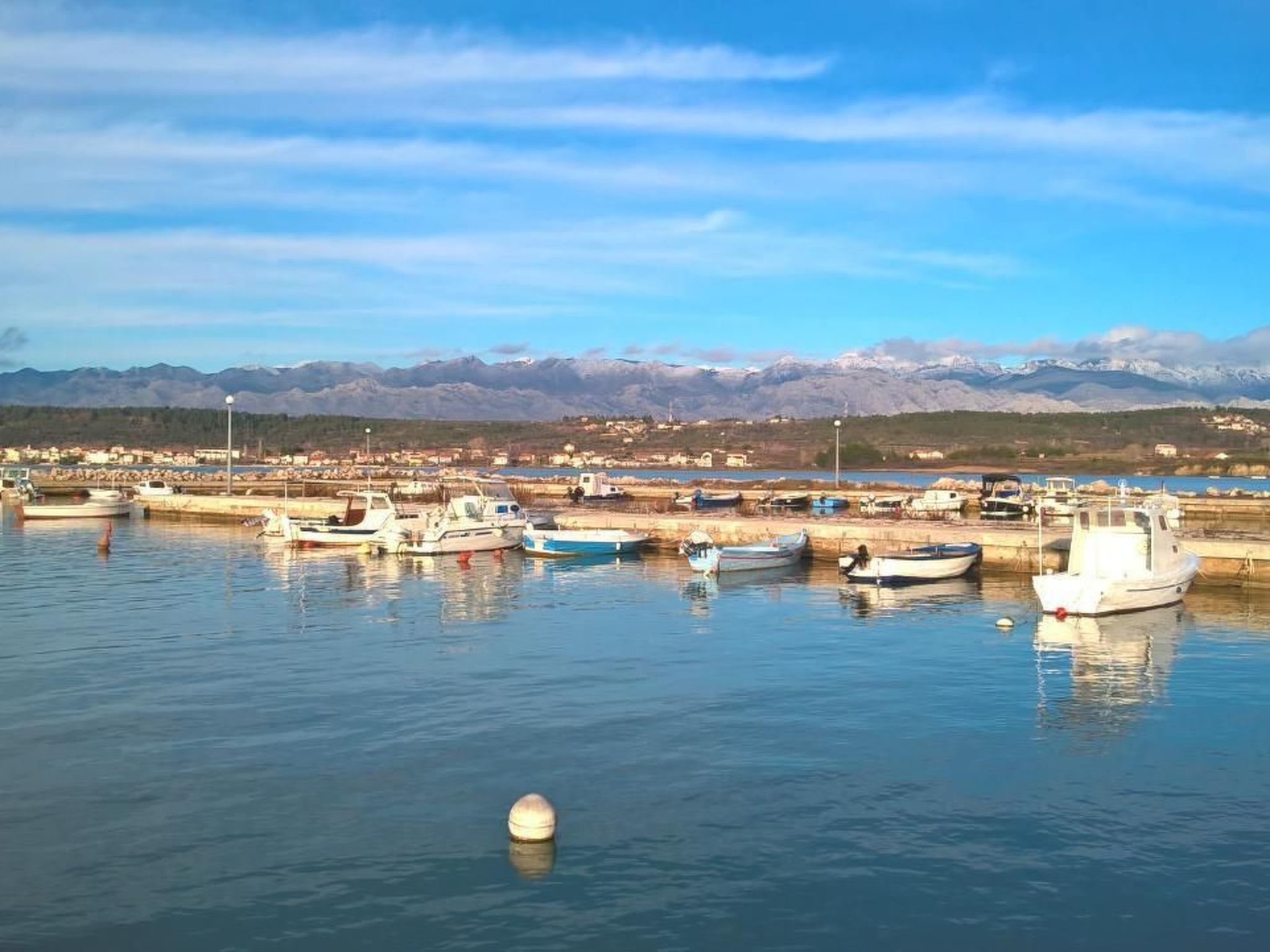 Wohnung in Ljubač mit Großem Garten-Binnen