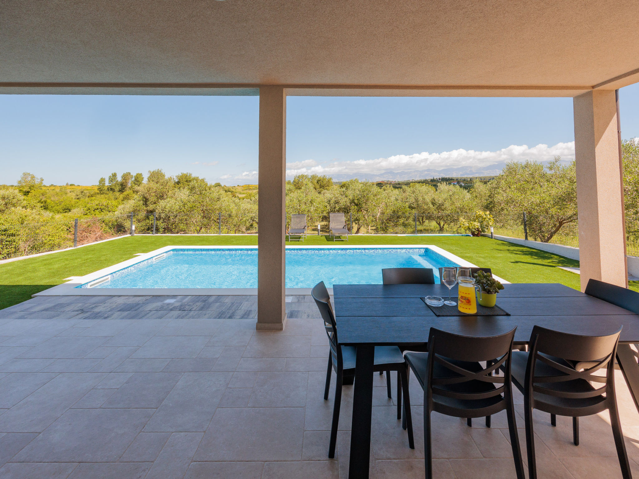  — Terrace (2 of 49)