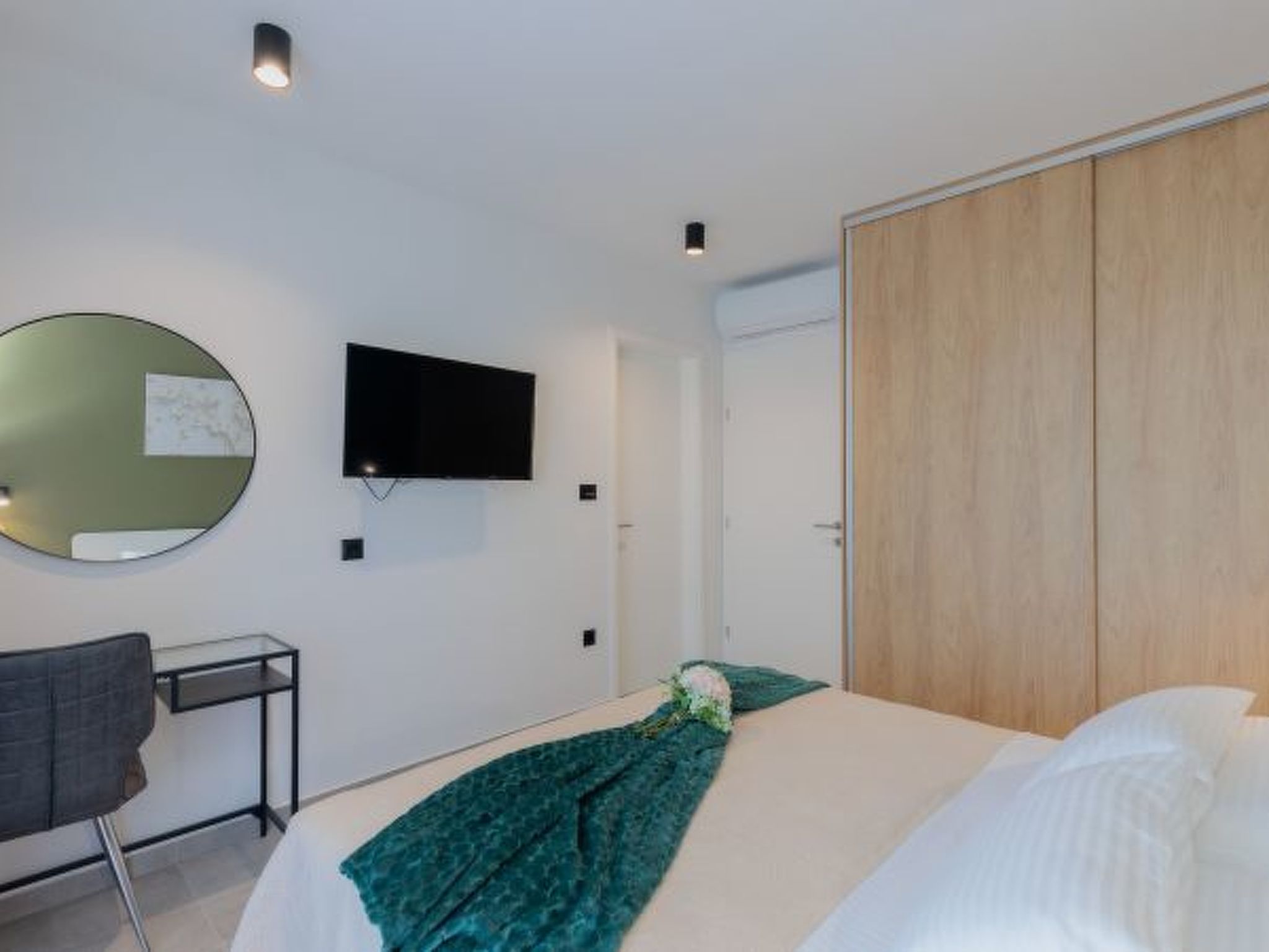 Stunning Villa Marea with a private pool - Image-tags.info