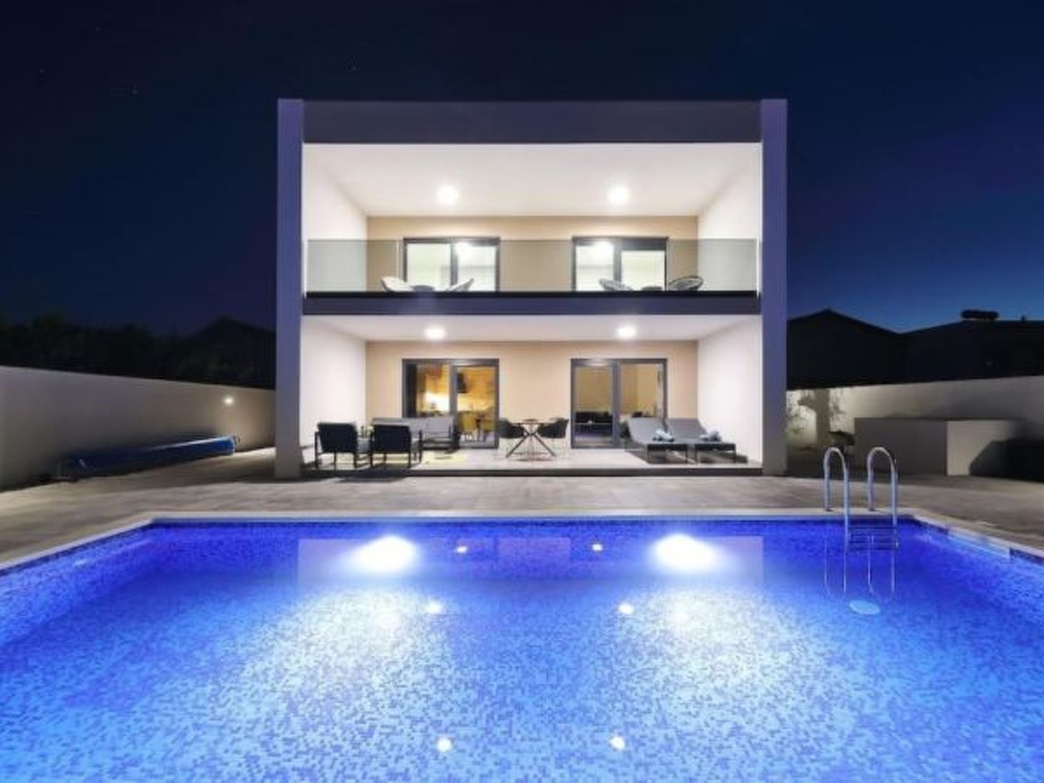 Villa Good Vibes with heated pool - Image-tags.info