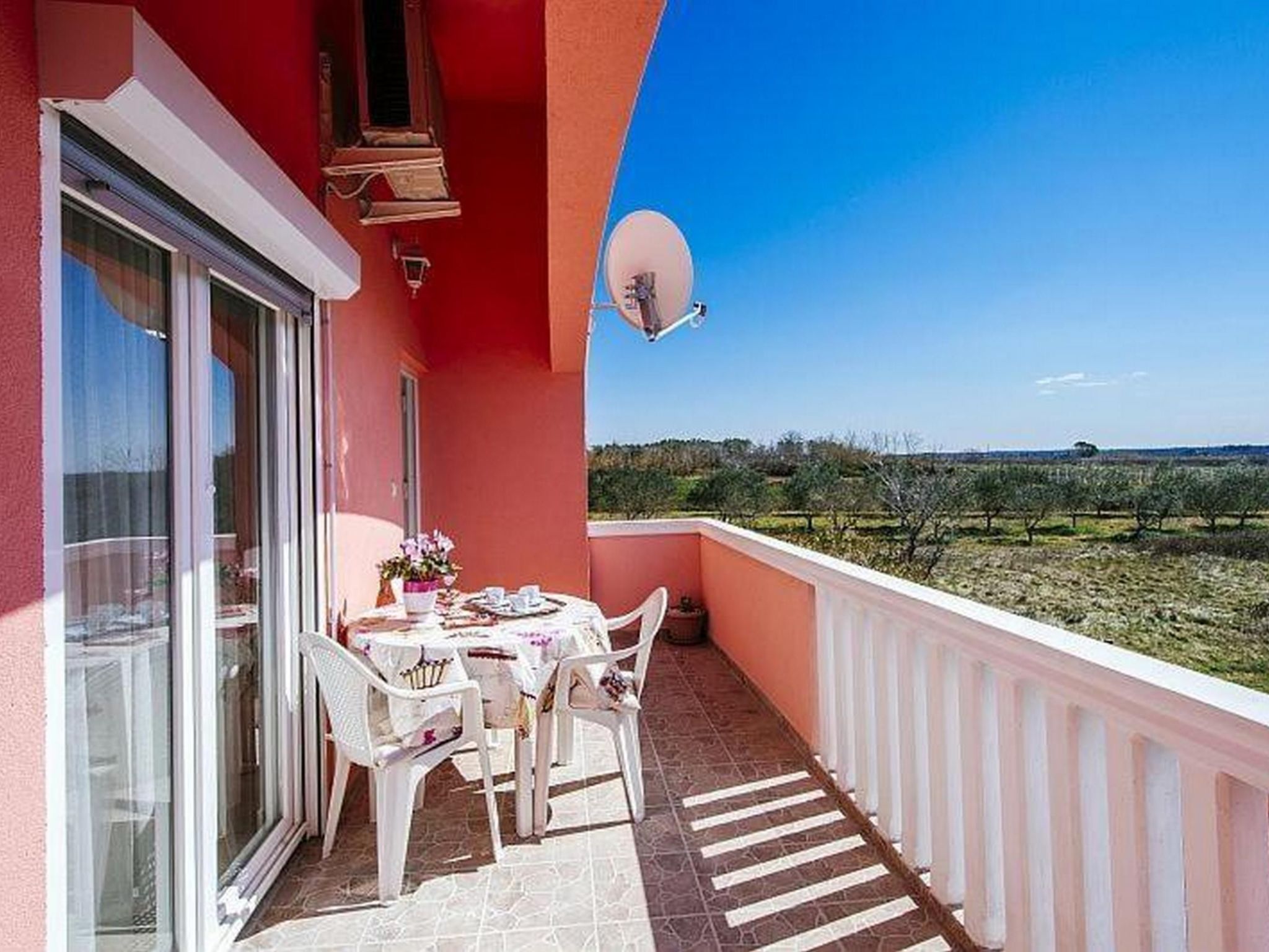 Vakantiehuis in Vrsi (Kroatië) 1 hond is welkom