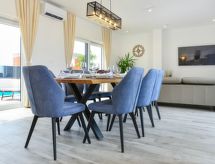 Villa Vrsi 02 mit beheiztem Pool - Agentur TA Leut