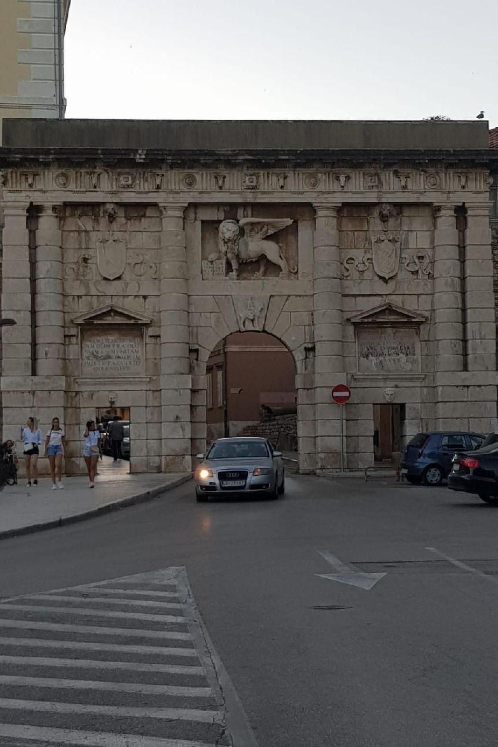 Apartment Leonardo-Image-tags.info