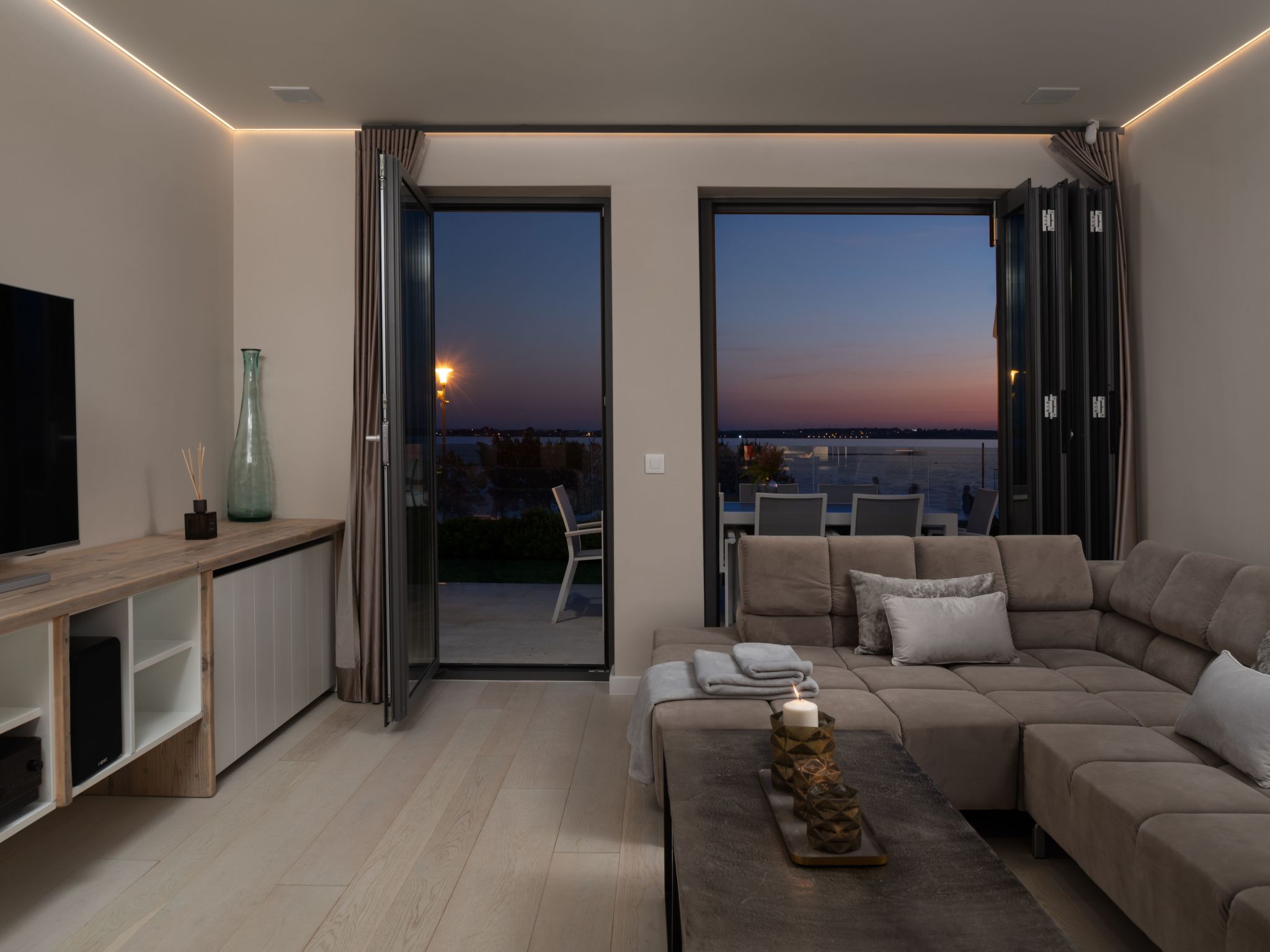 Four Seasons Vrsi-Image-tags.info