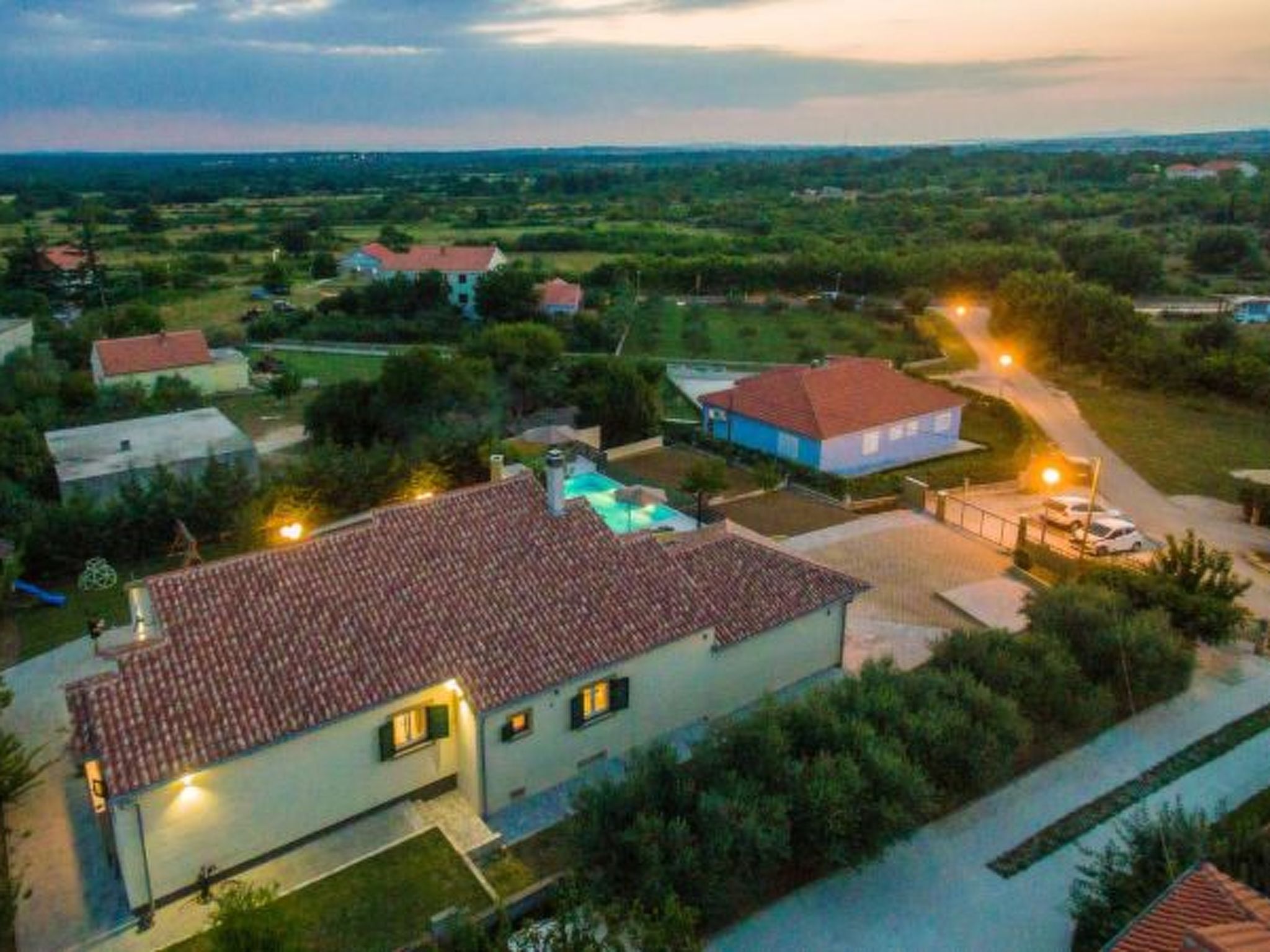 Great Villa Field Hills with sauna and jacuzzi