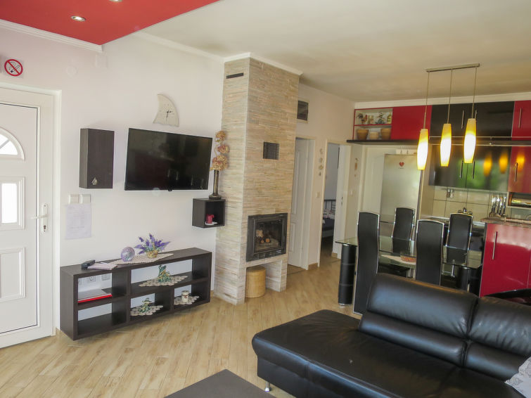 Search and Stay destination Vrsi, Zadarska županija - Croatia from AU$ 113. Mirjana (NIN450)