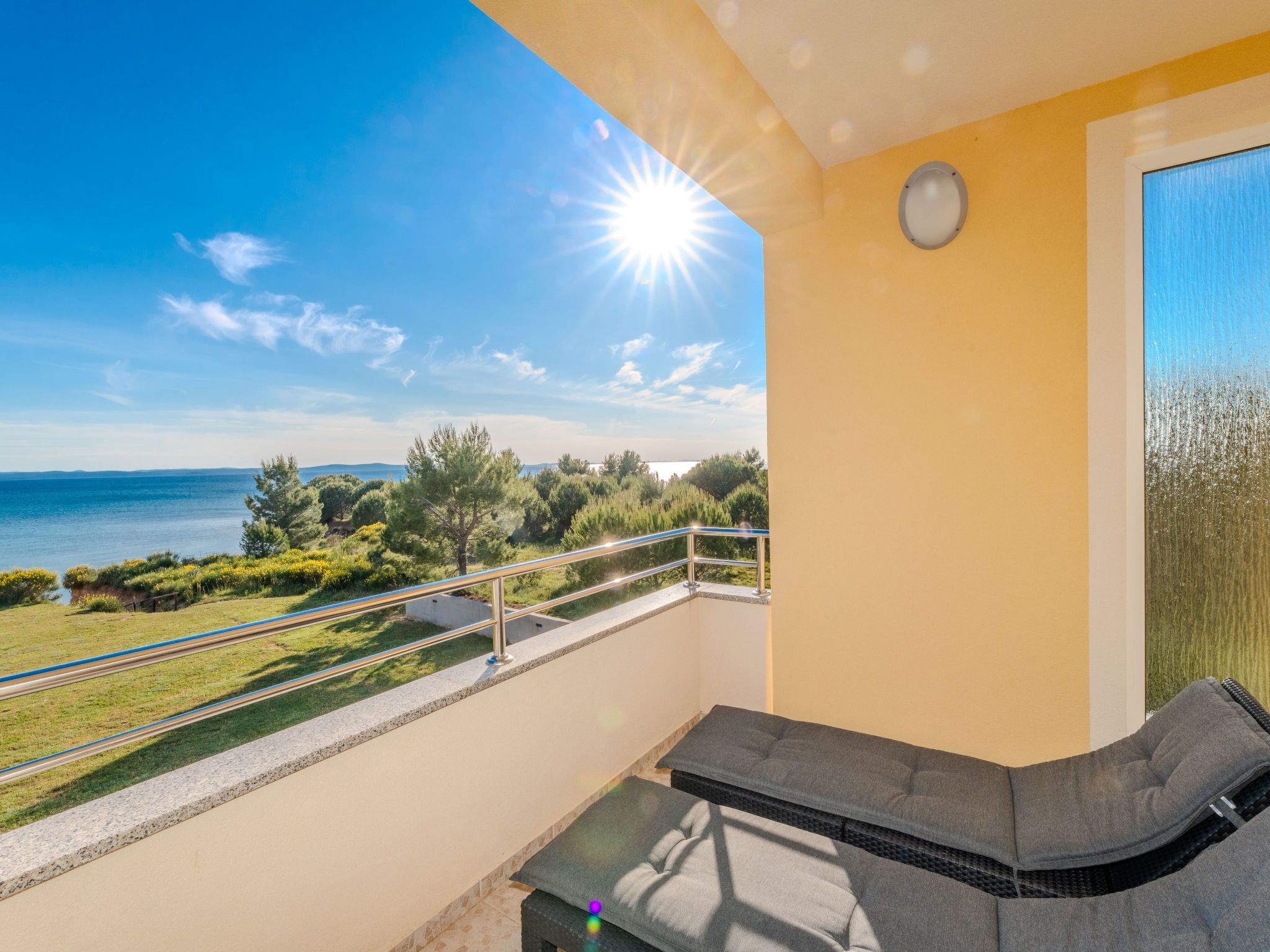 Photo of HR4040.614.1