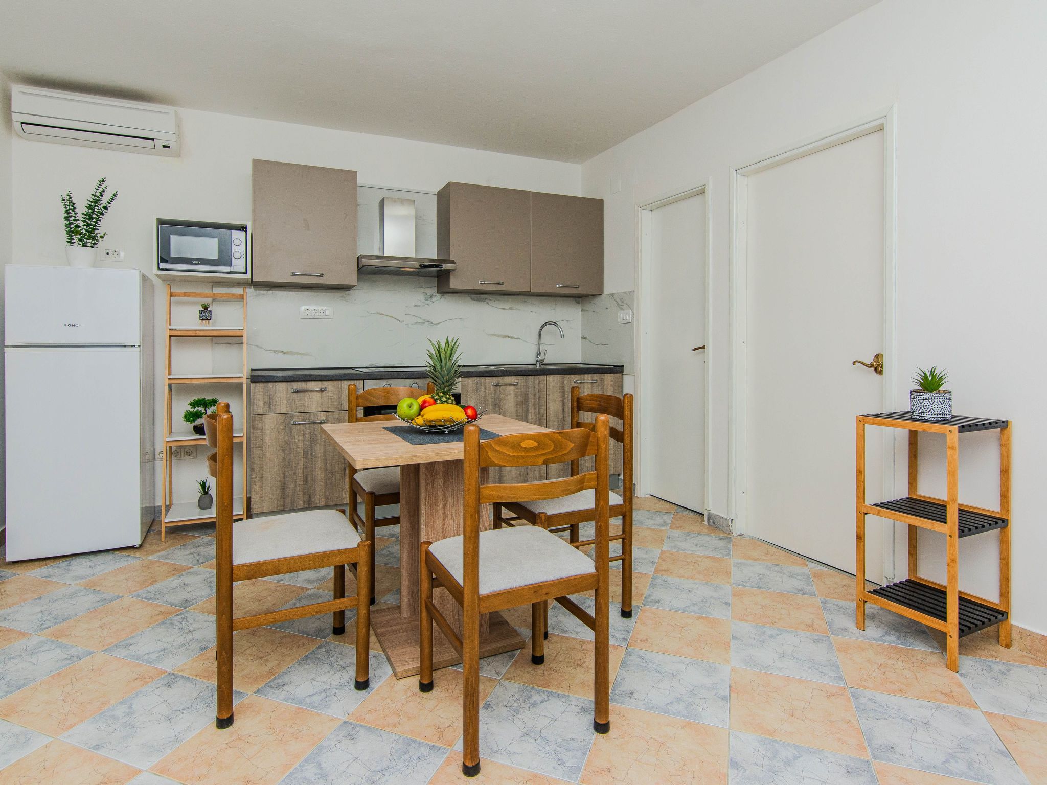 App Juracak 2-Image-tags.info