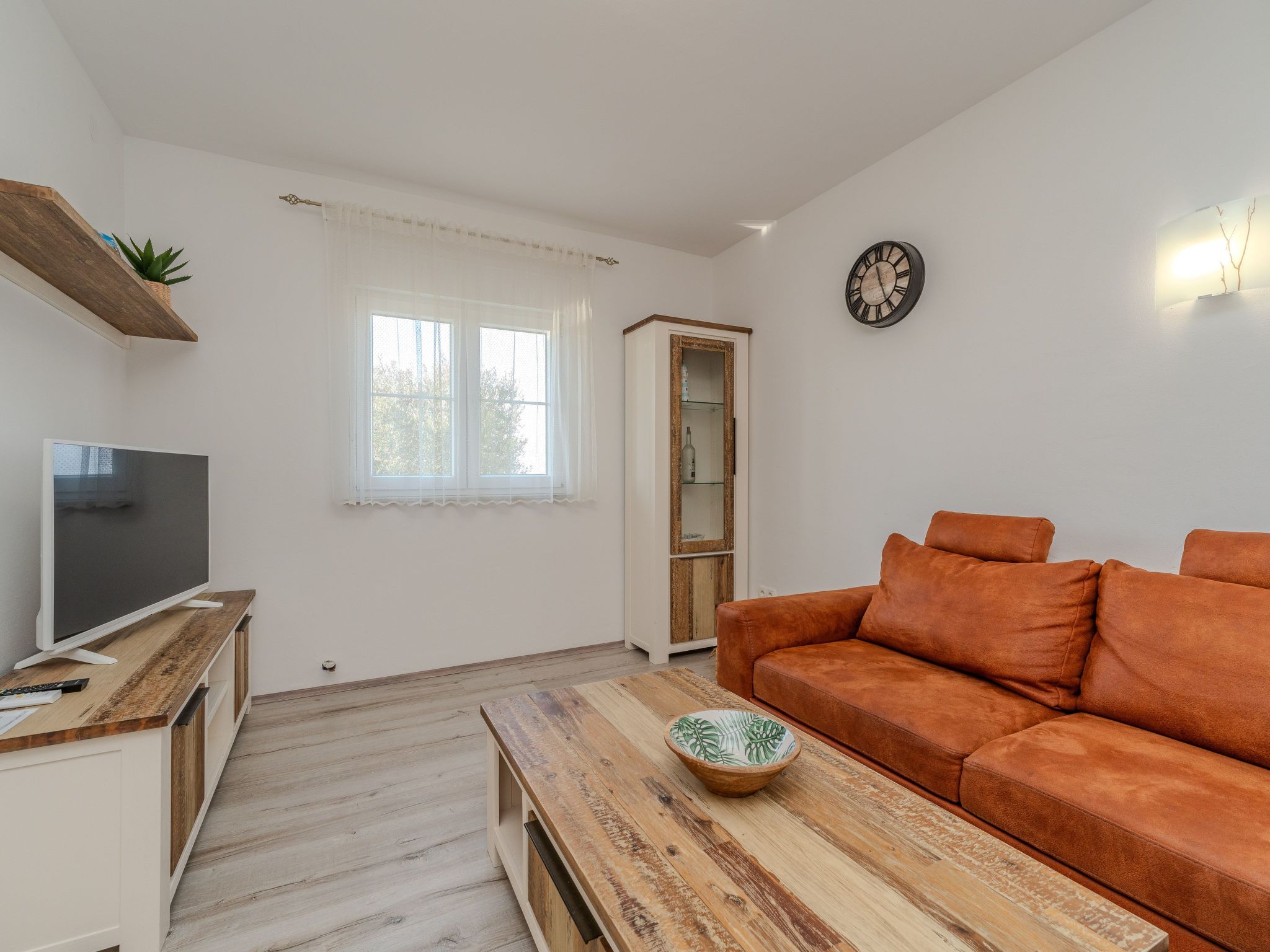 Holida home Jurkin-Image-tags.info