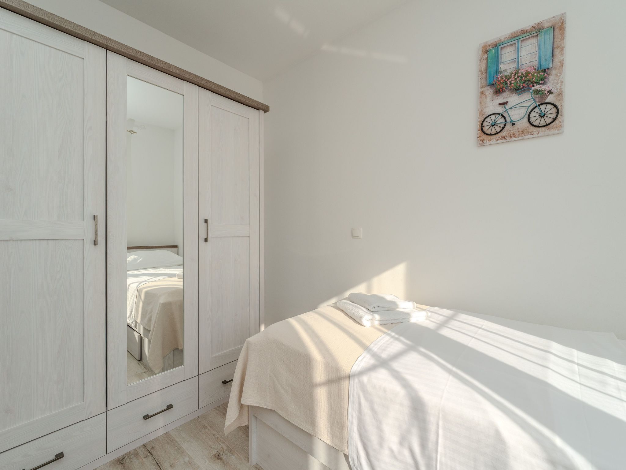 Holida home Jurkin-Image-tags.info