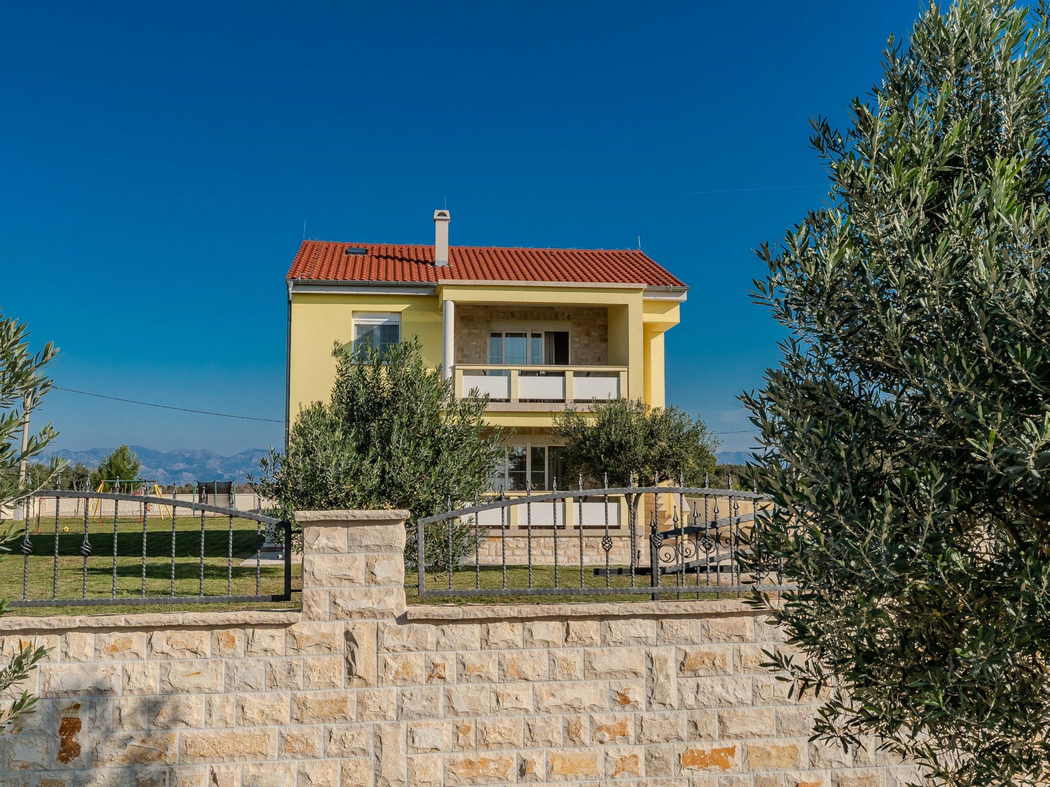 Holida home Jurkin-Image-tags.info