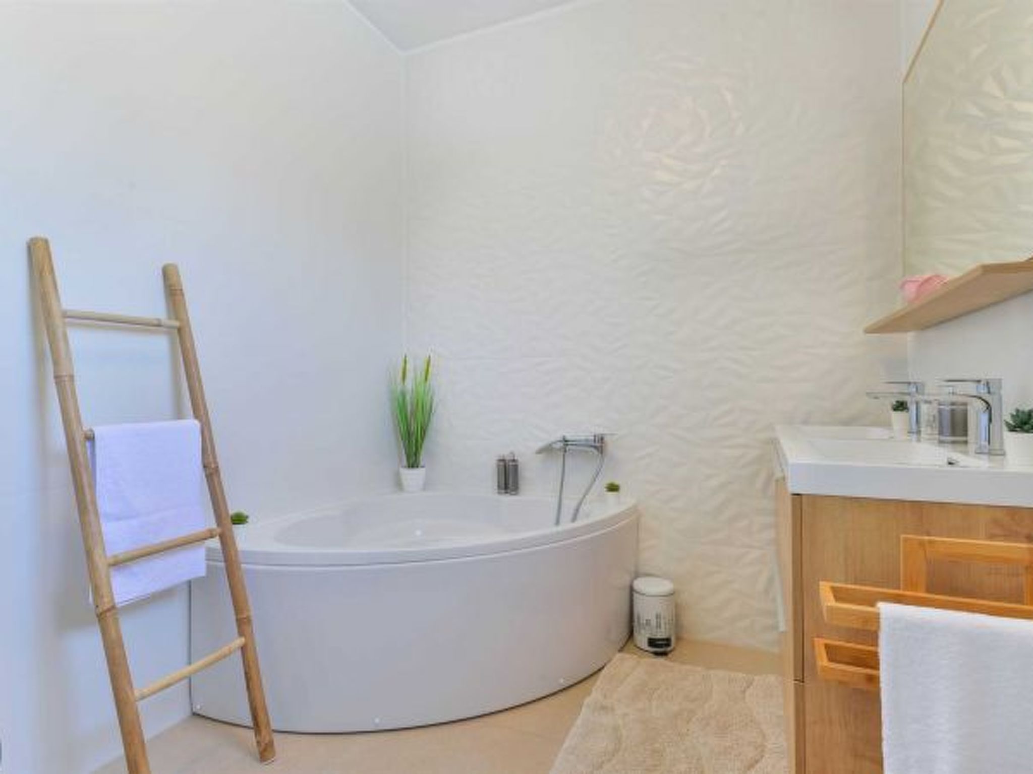 Photo of Villa First Hill with heated pool