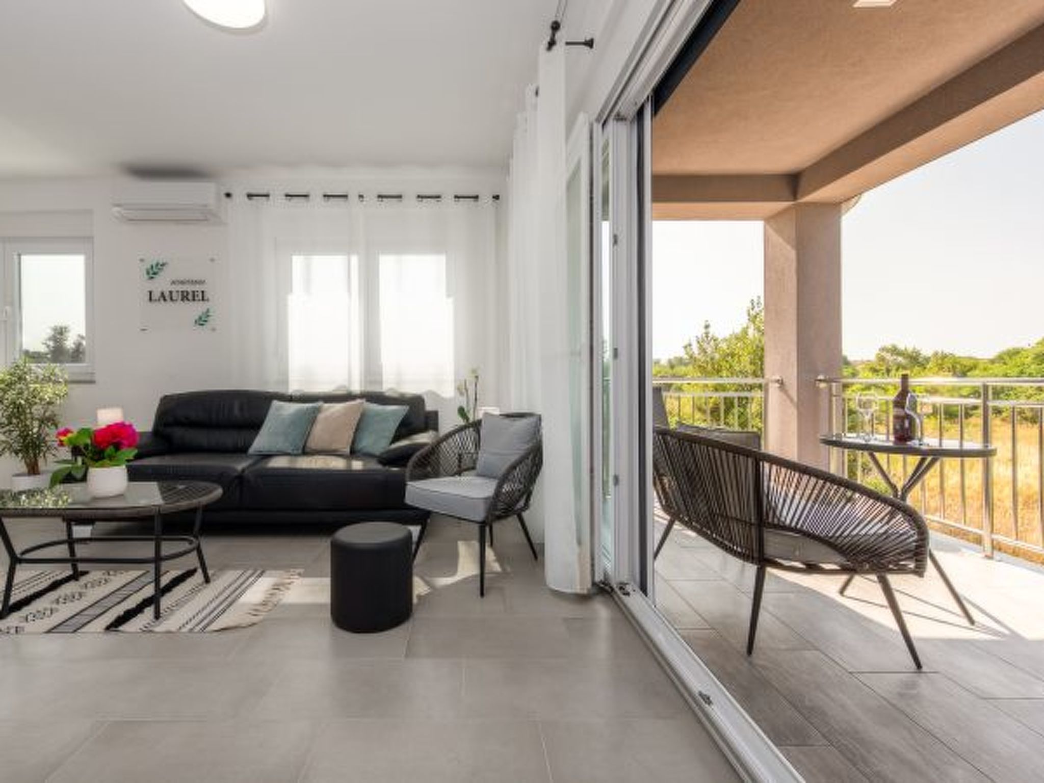 Photo of Apartment Laurel near the sea