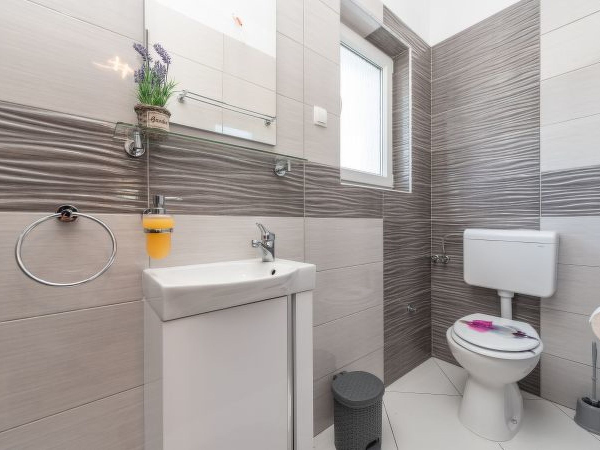 Photo of Beachside Holiday House Anamarija