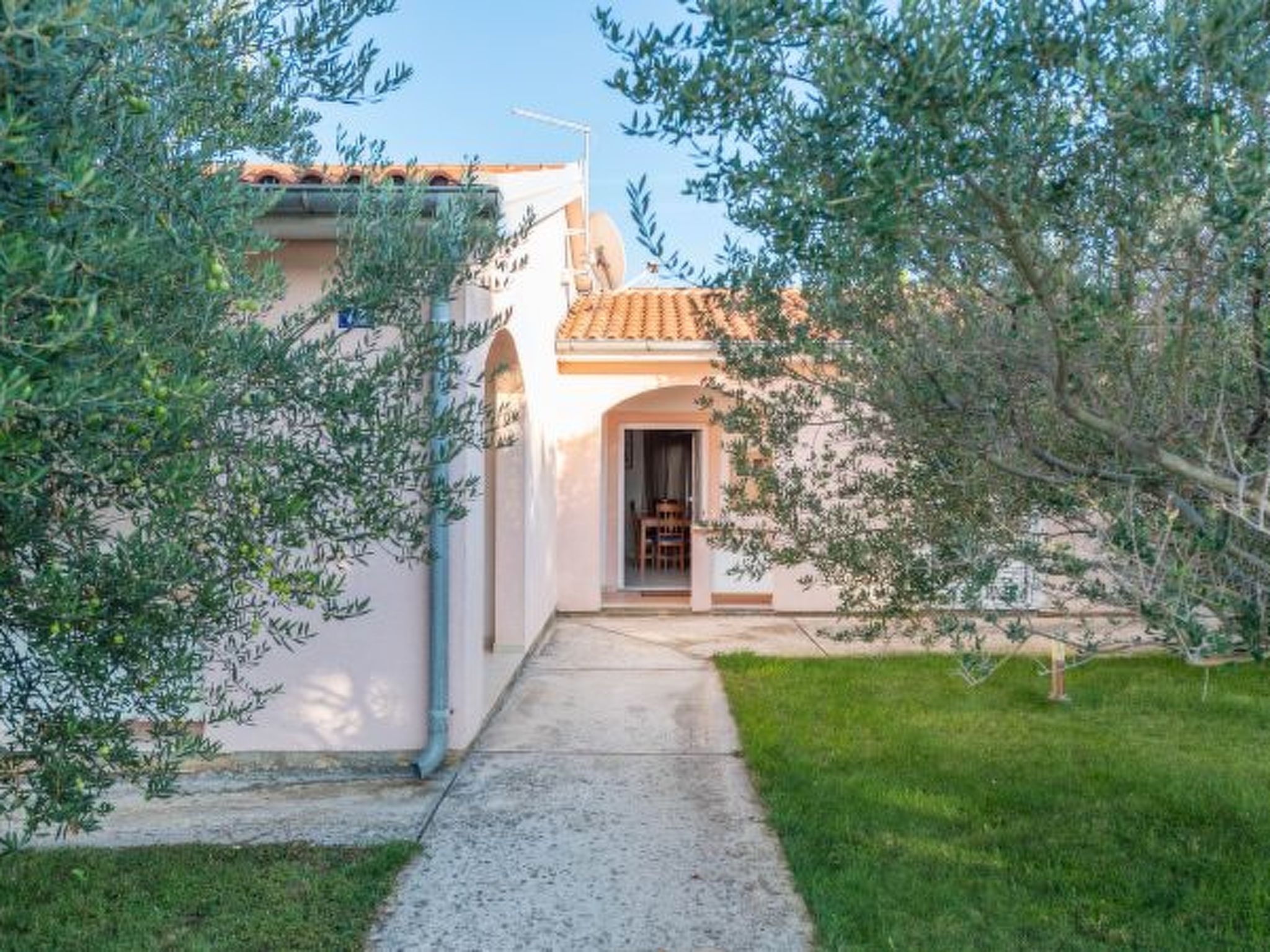 Photo of Beachside Holiday House Manuela