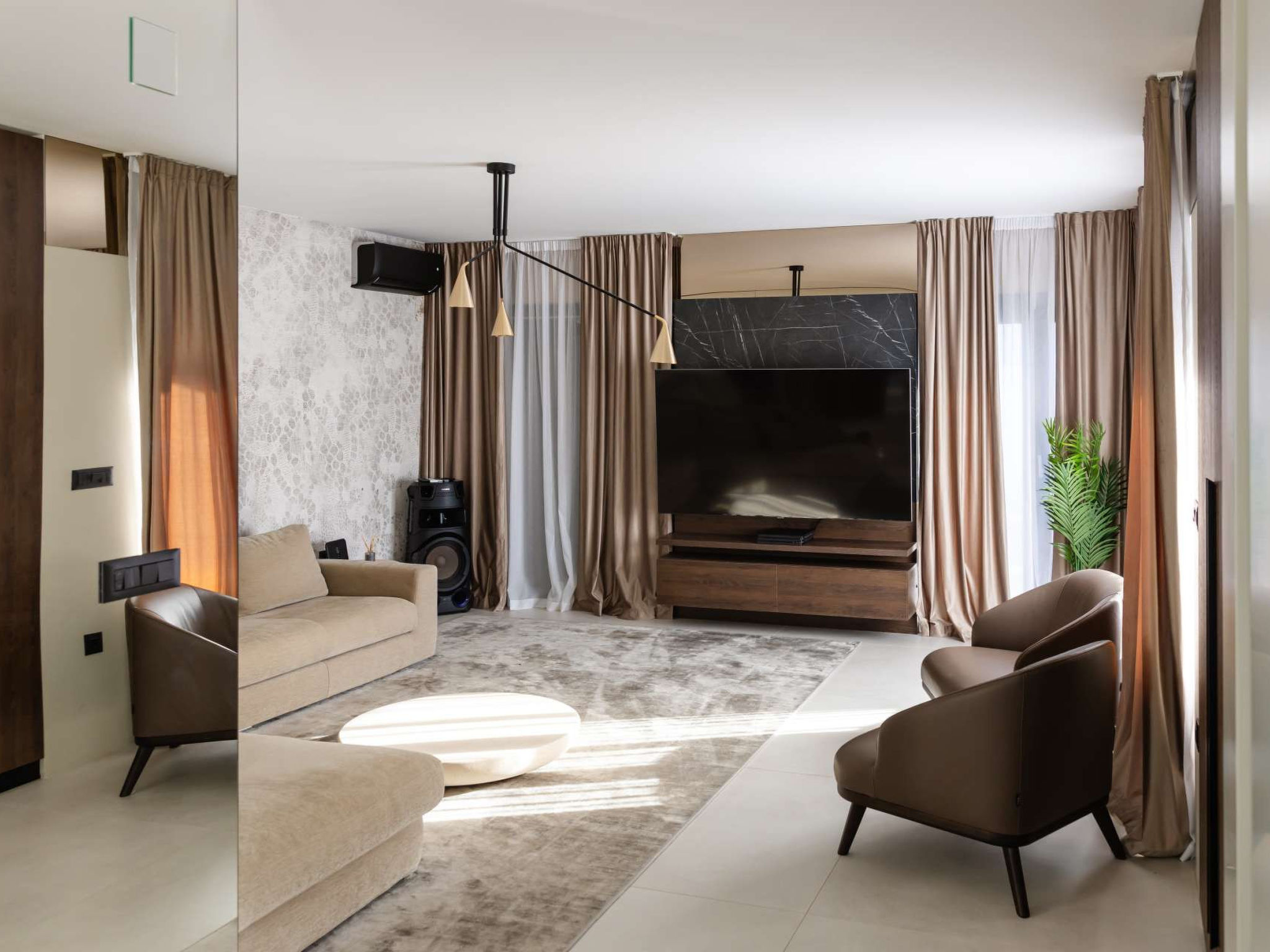 Luxury Villa Positiva with heated pool - Binnen