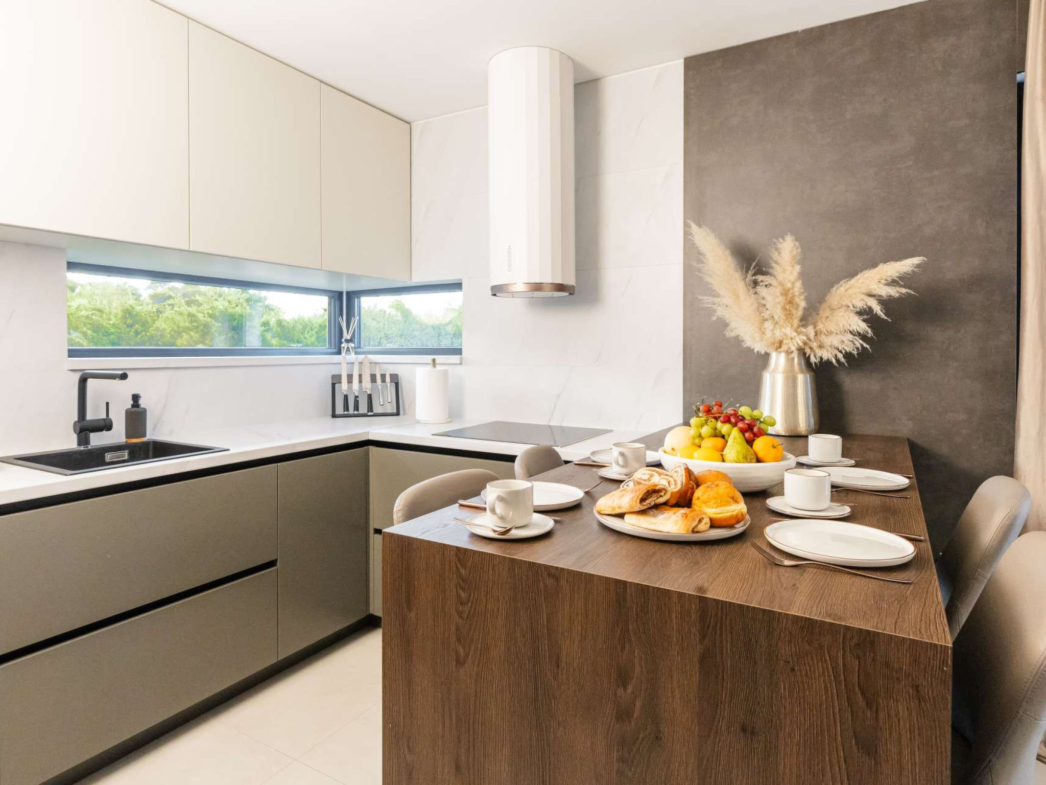 Luxury Villa Positiva with heated pool - Binnen