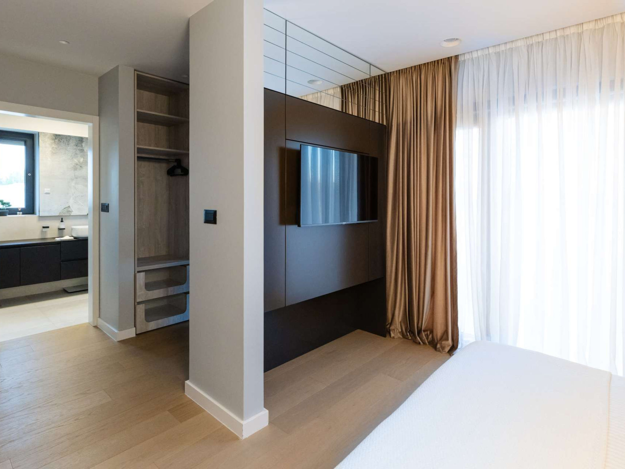 Luxury Villa Positiva with heated pool - Binnen